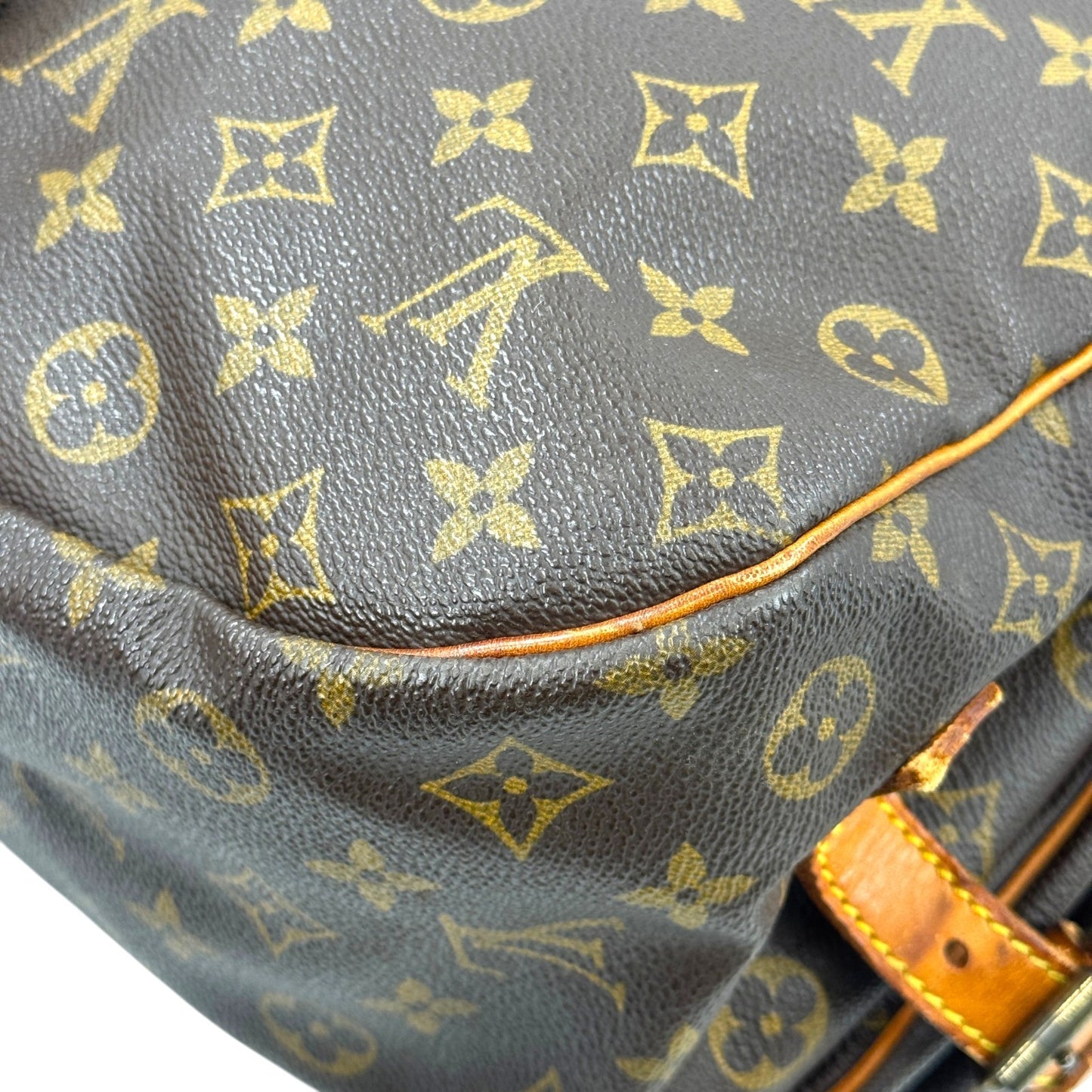LOUIS VUITTON モノグラム・ソミュール35 M42254 ショルダーバッグ