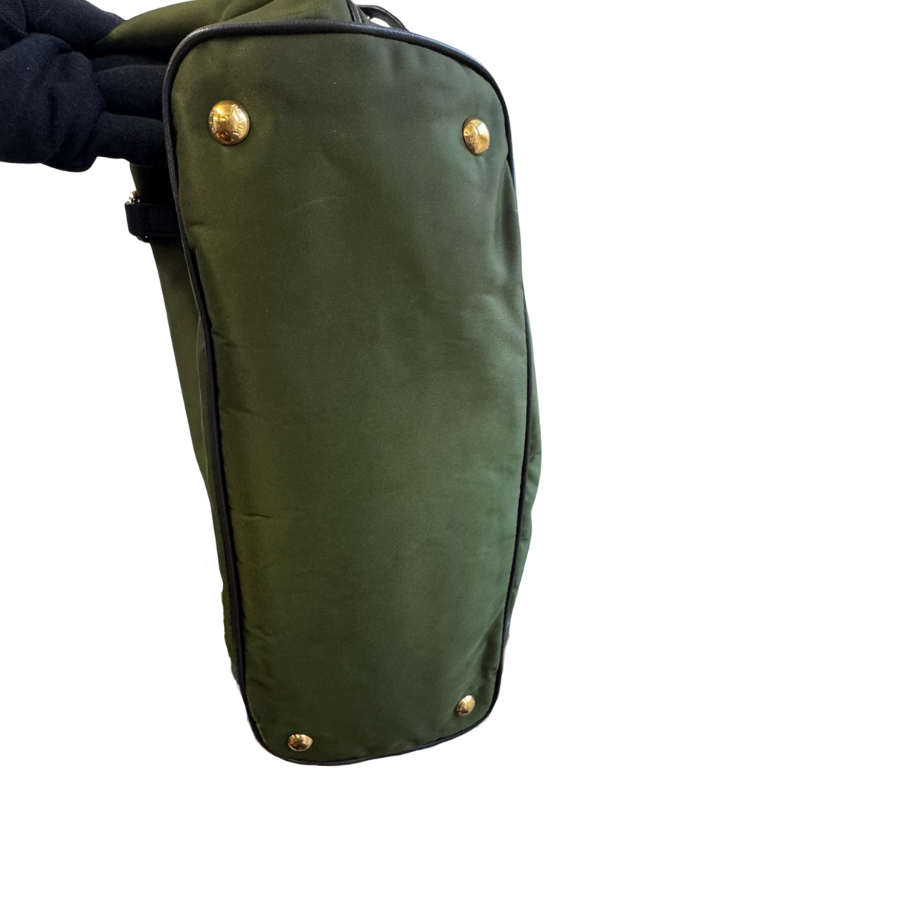 PRADA 2WAYバッグ  ナイロン  グリーン