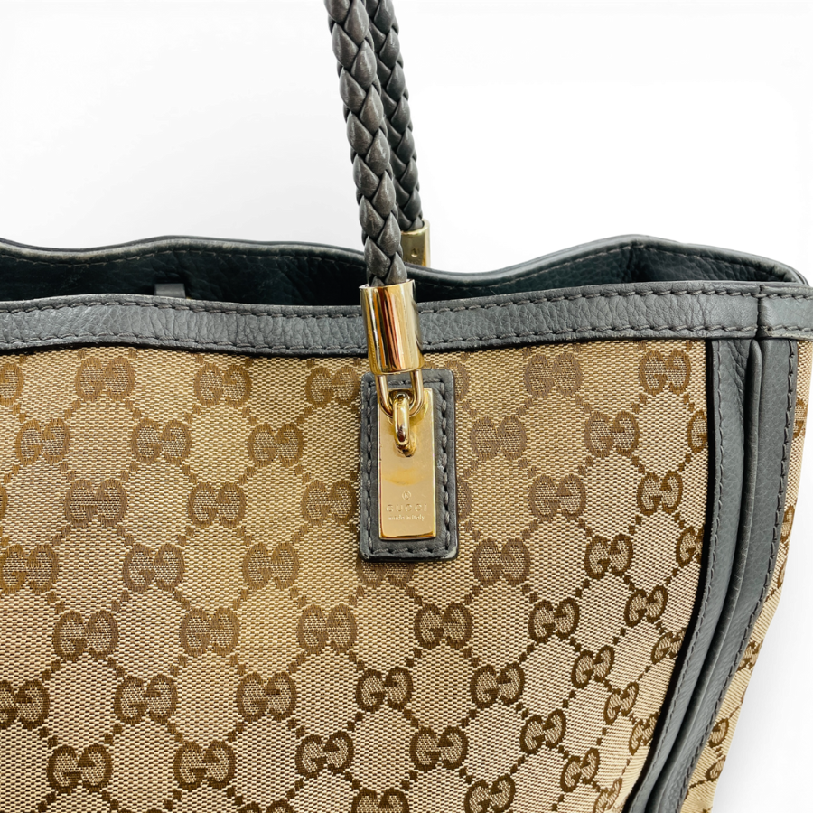 GUCCI  ベラ  バンブータッセルバッグ