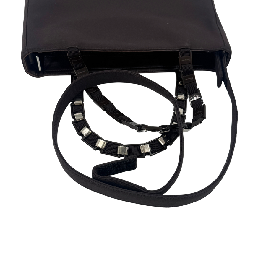 Ferragamo　２WAYチェーンショルダー　キャンバス