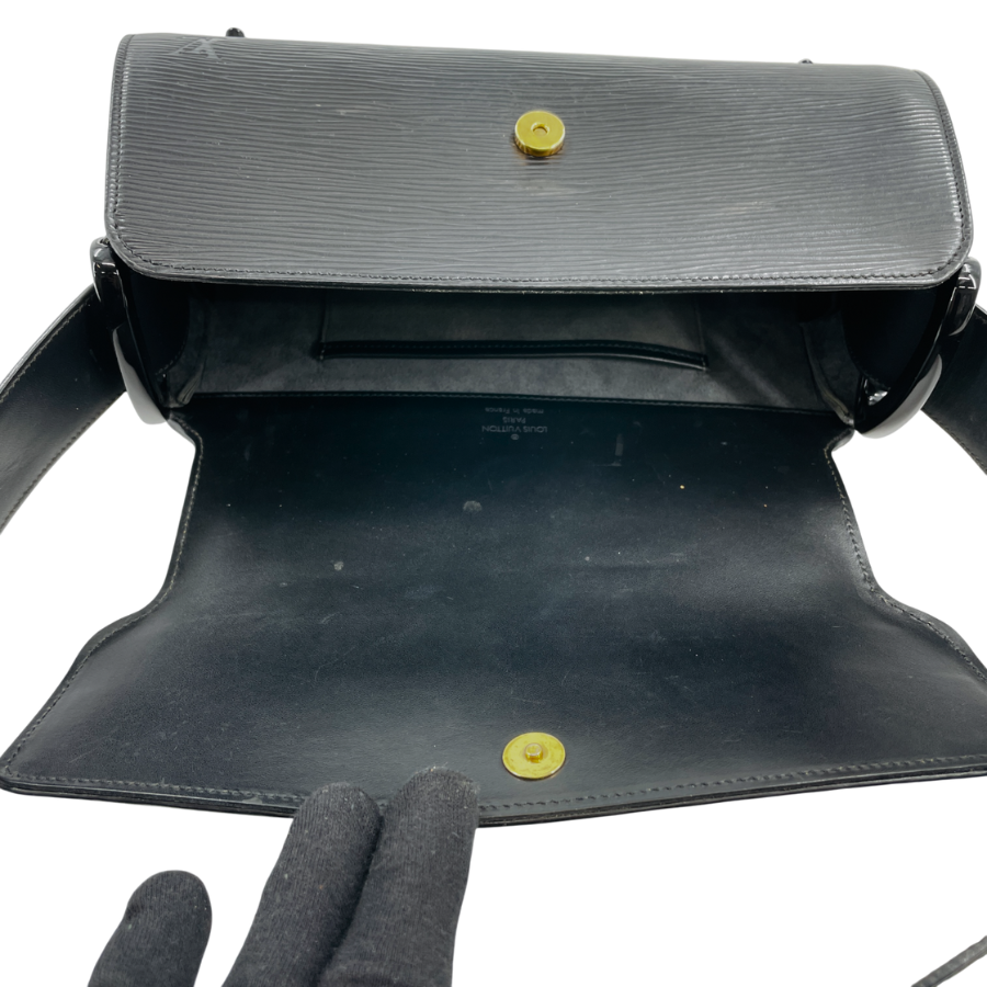 LOUIS VUITTON エピ ノクターンPM ショルダー