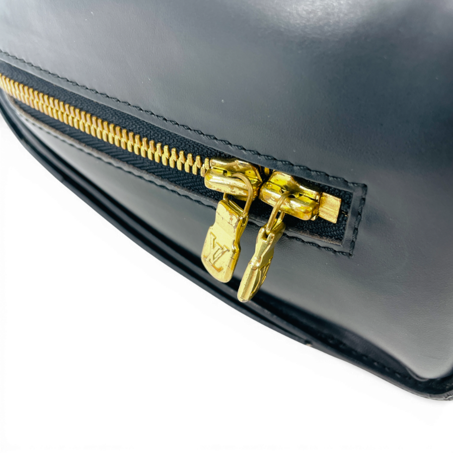 LOUIS VUITTON エピ ポンヌフ