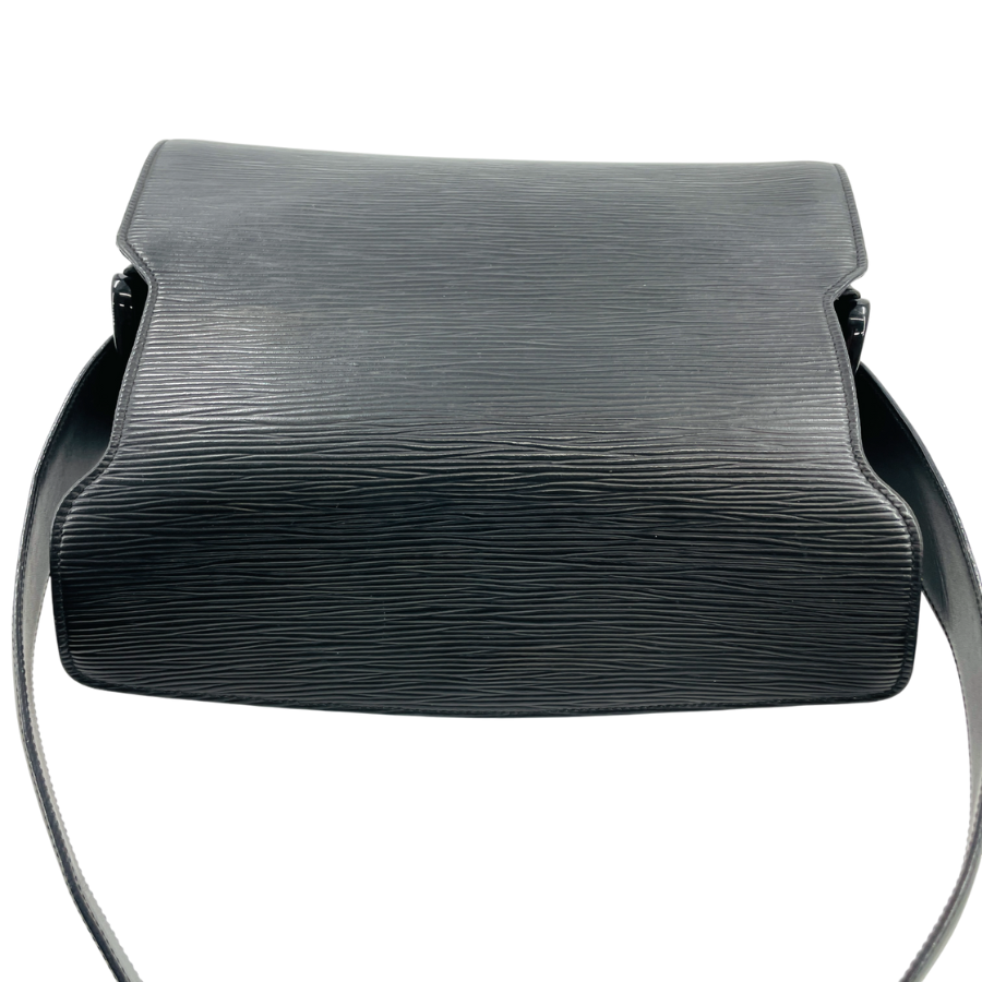 LOUIS VUITTON エピ ノクターンPM ショルダー