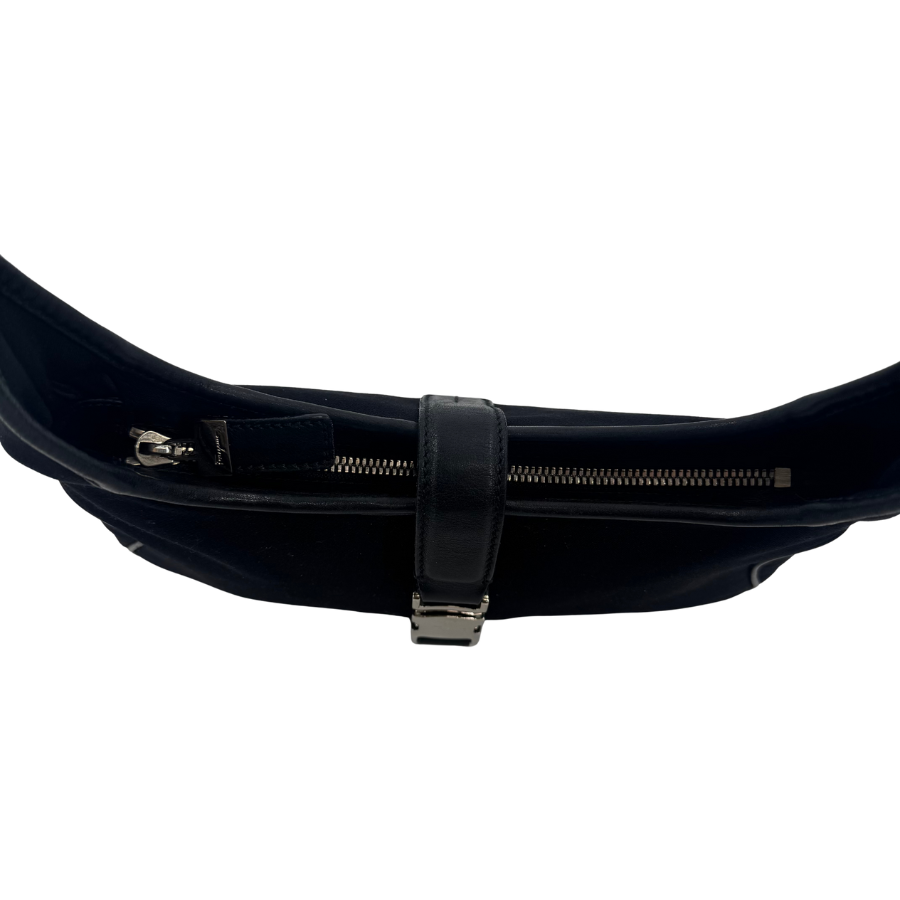 Ferragamo　ナイロン×レザーバッグ