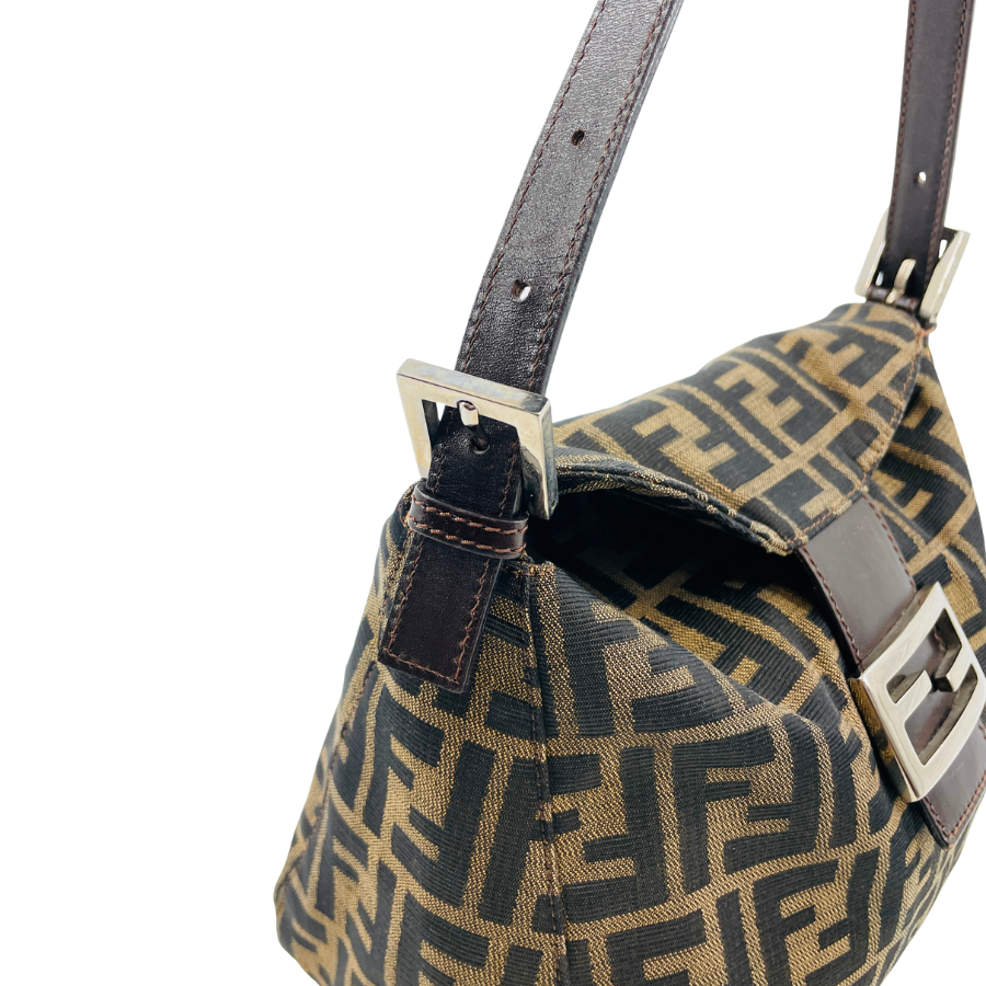 FENDI ズッカ ワンショルダーバッグ