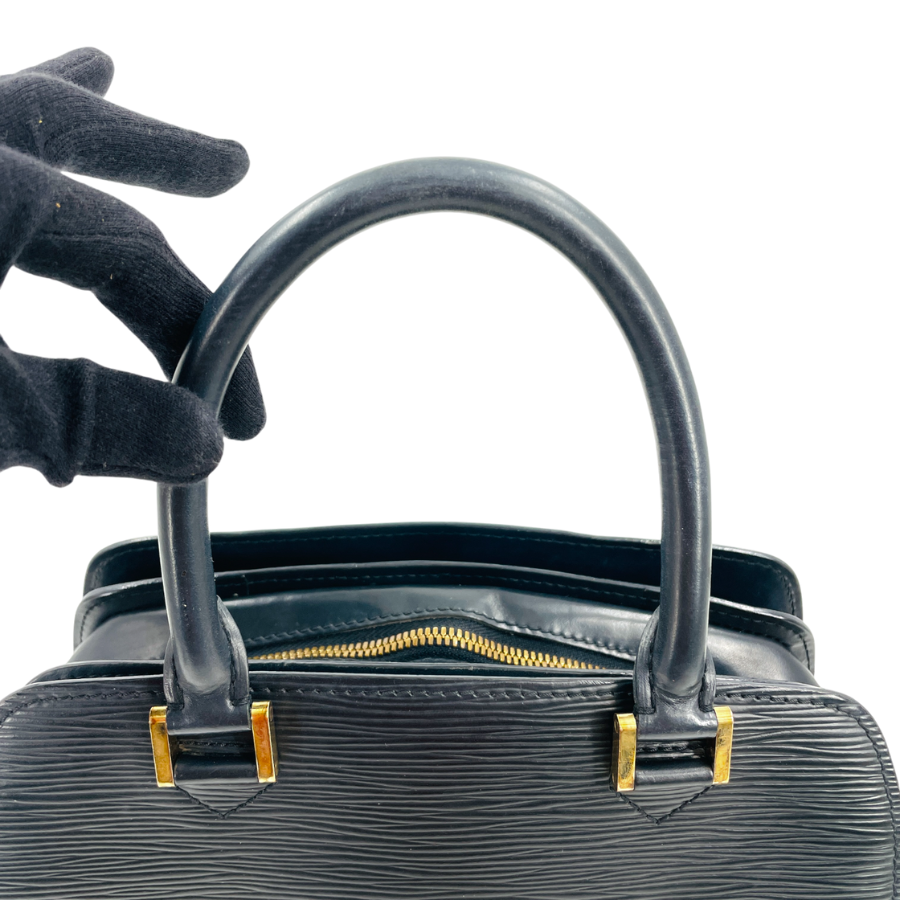 LOUIS VUITTON エピ ポンヌフ