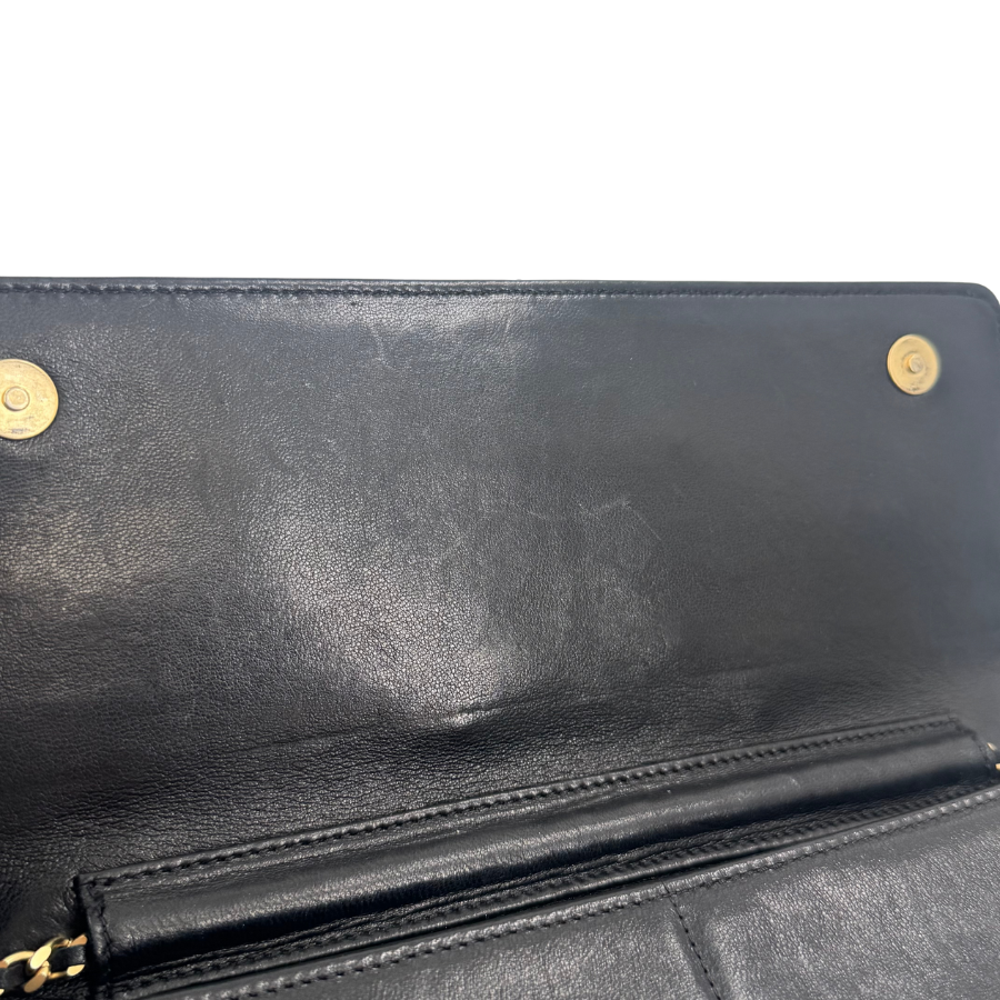 CHANEL　イーグル　チェーンクラッチバッグ