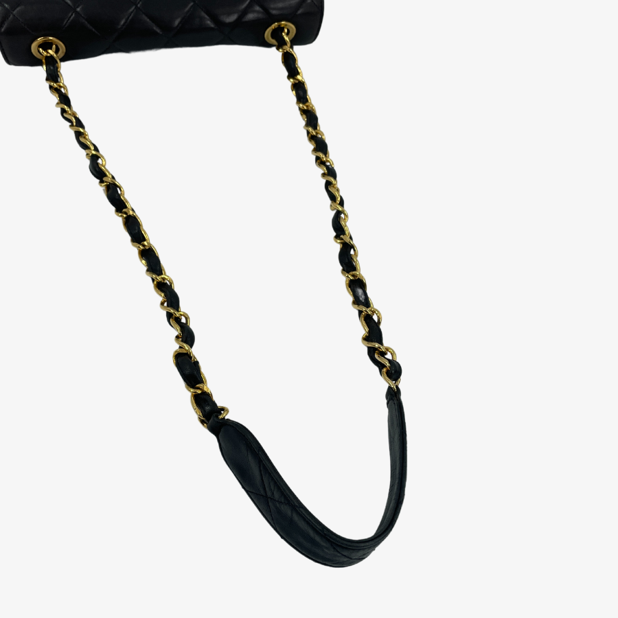 CHANEL Matelasse Lambskin Chain Shoulder Bag