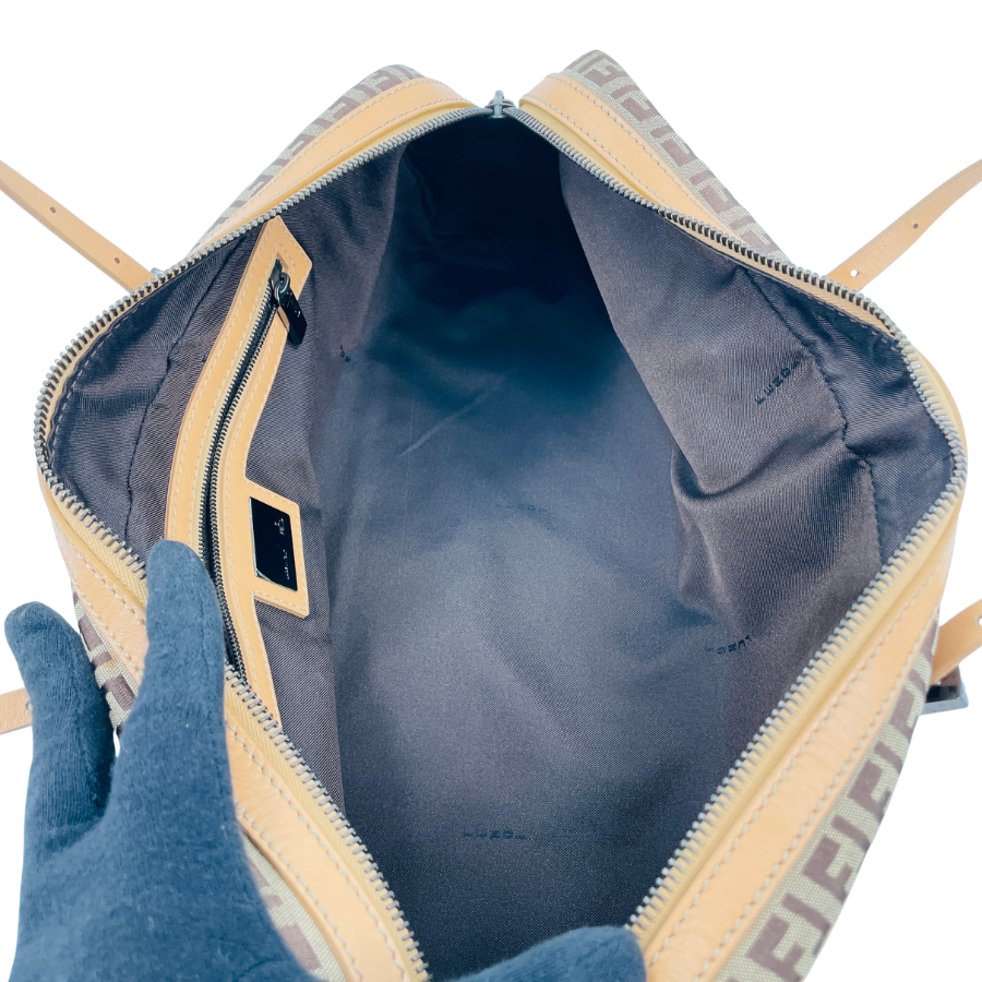 FENDI ズッキーノ ハンドバッグ