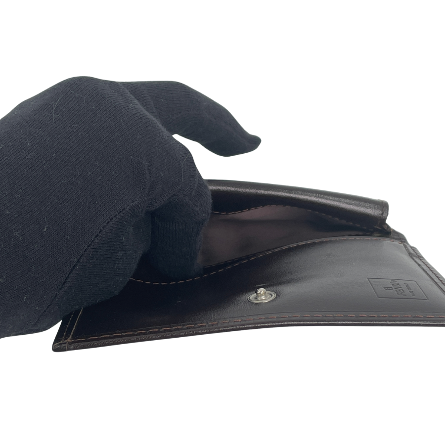 FENDI　財布　二つ折り　ズッカキャンバス