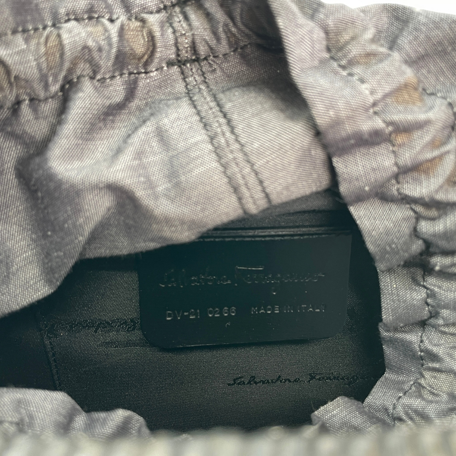 Ferragamo ストローバッグ