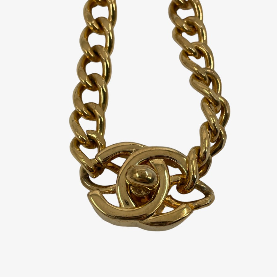 CHANEL Coco Gold Chain Bracelet
