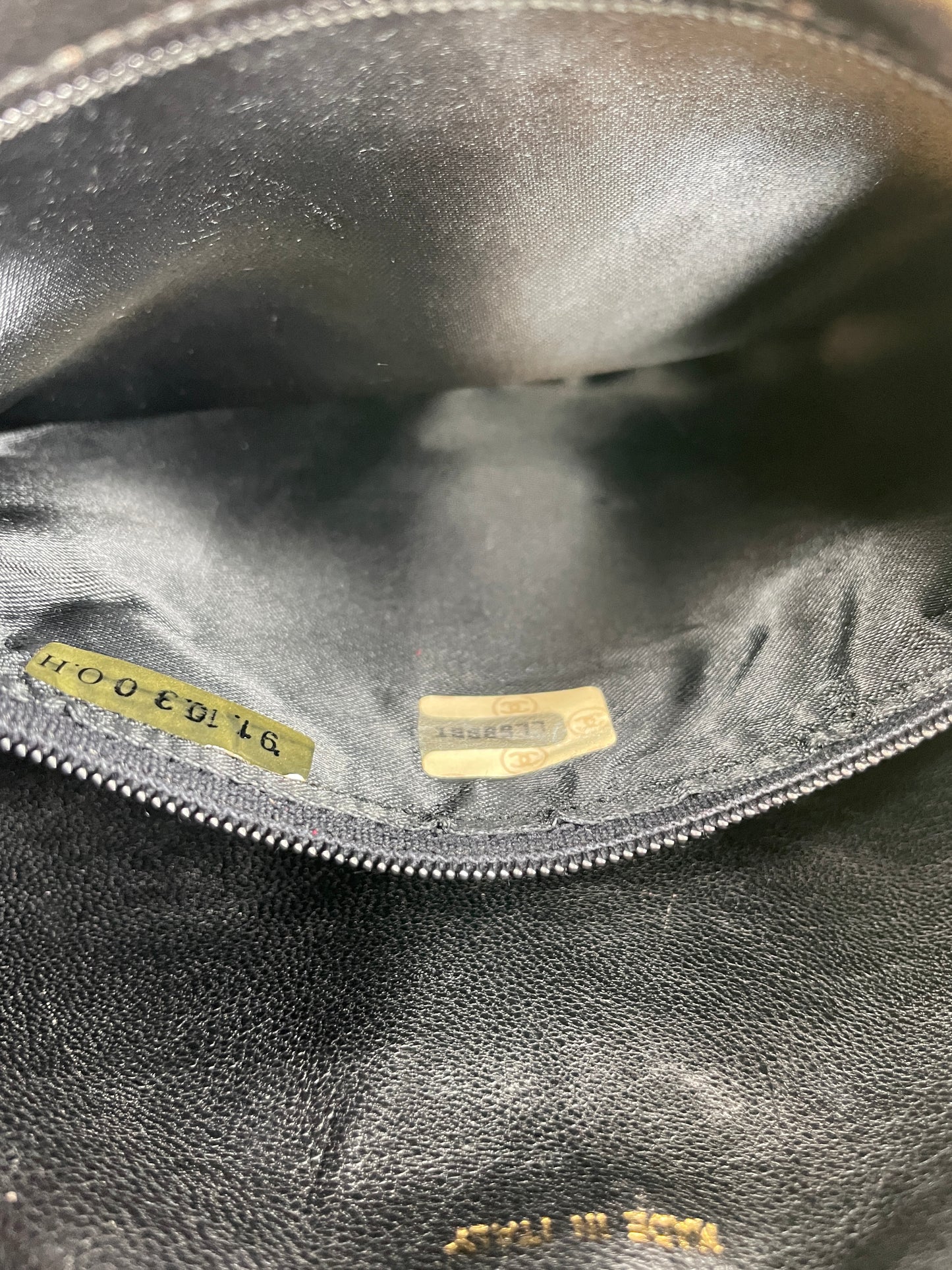 CHANEL　マトラッセ　ショルダー　ラムスキン