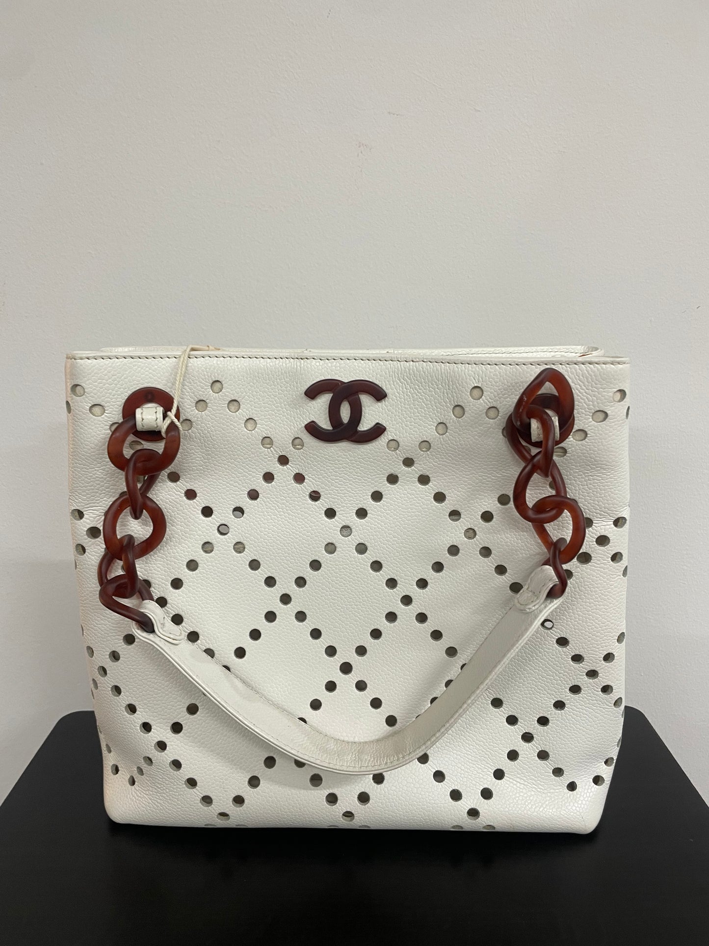 CHANEL　パンチング　Hand Bag　シール　Pouch　JW615