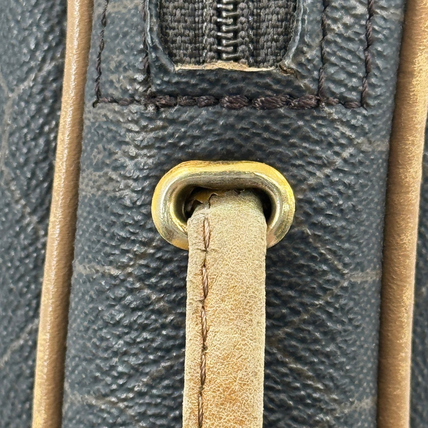 DIOR ハニカムPVCキャンバス ブラックショルダーバッグ