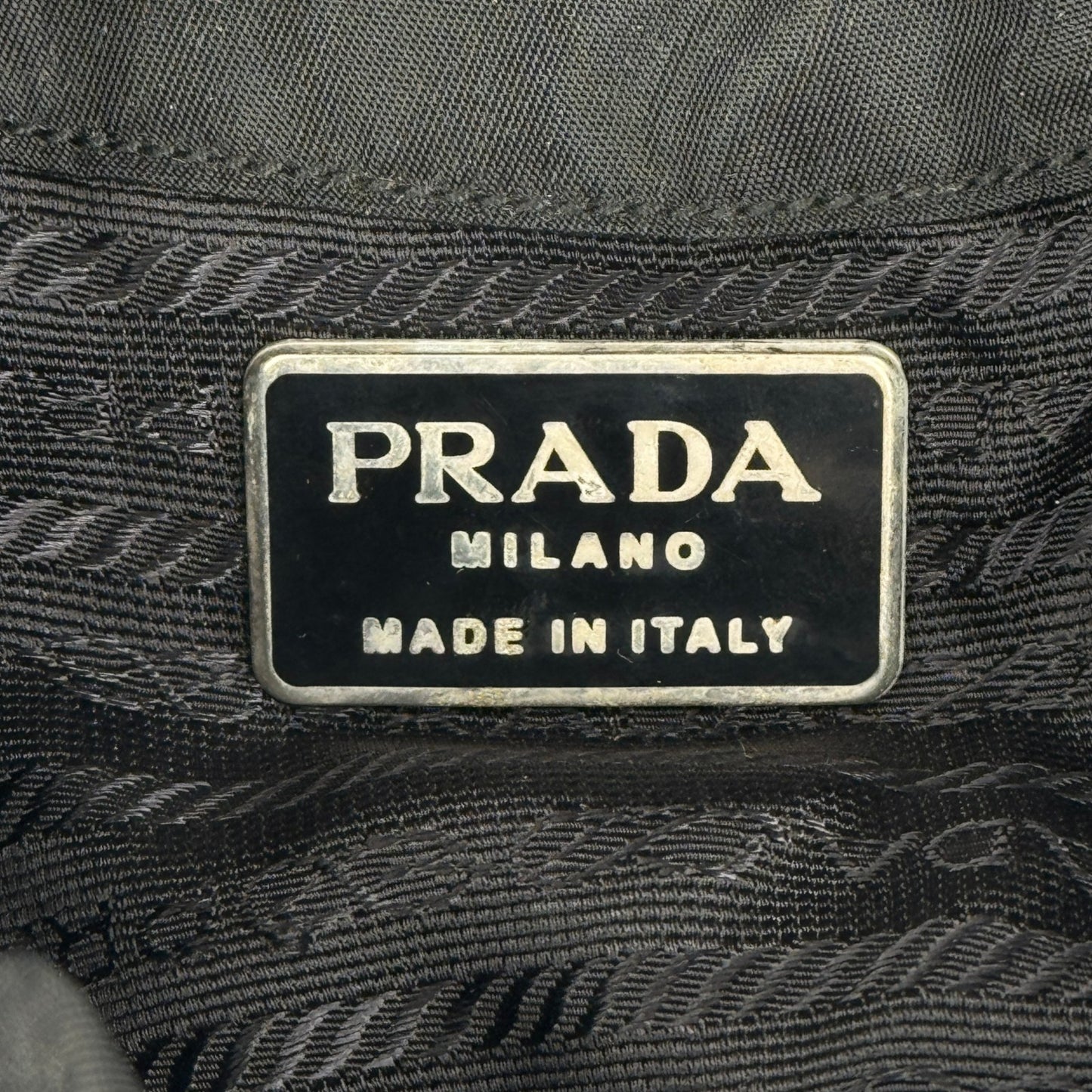 PRADA テスート ブラック バックパック