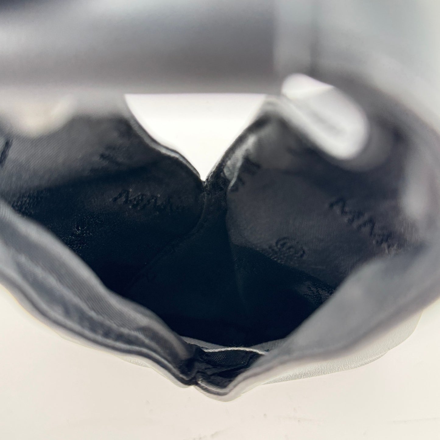 Maison Margiela ブラックレザー フォンポーチ ショルダー 4ステッチ
