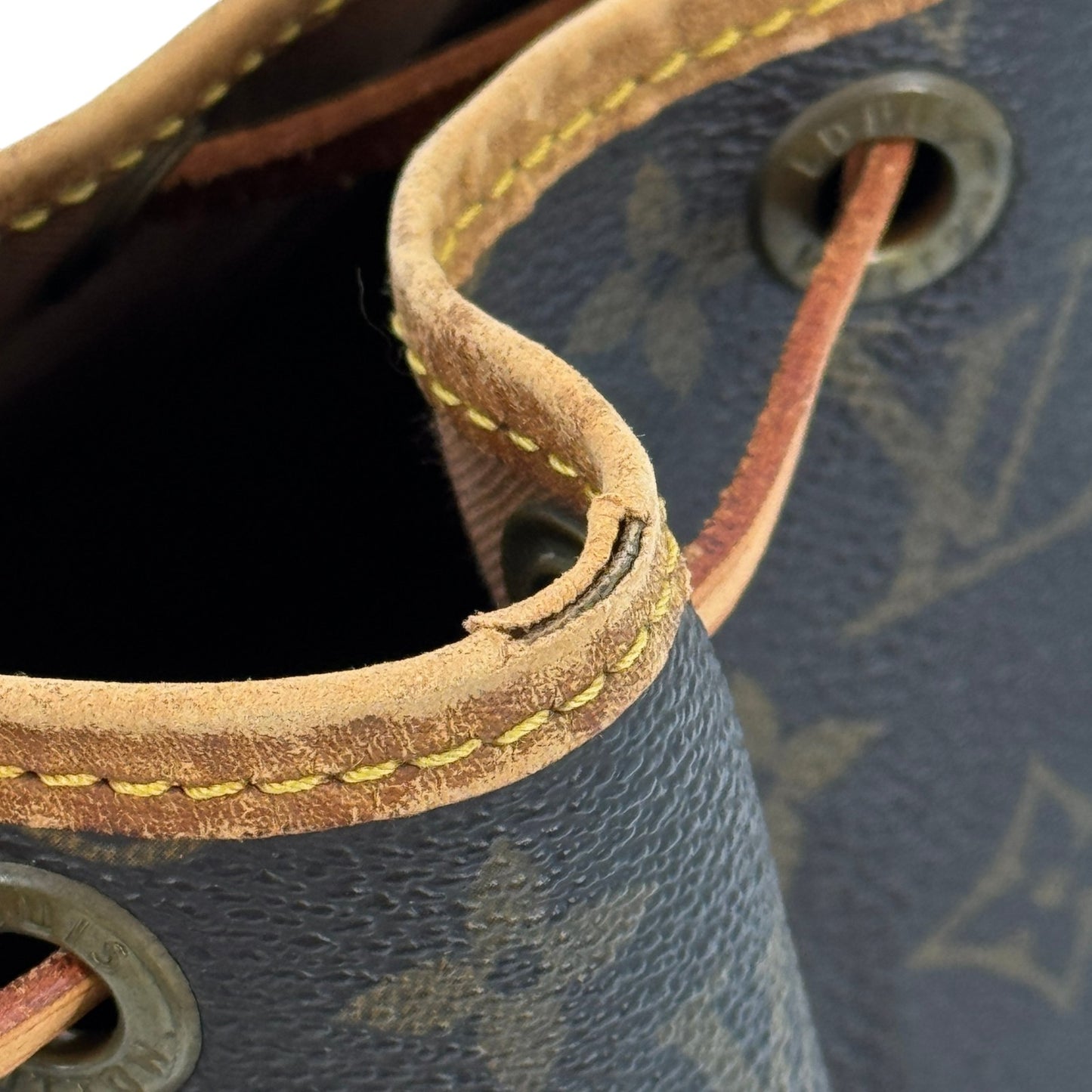 LOUIS VUITTON モノグラム プチノエ M42226 ショルダーバッグ