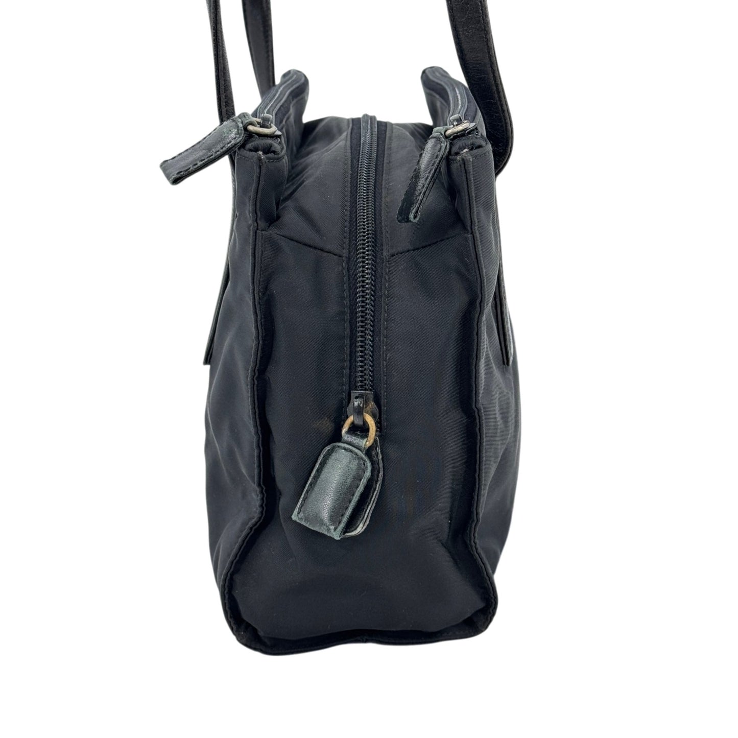 PRADA テスート ブラック ショルダーバッグ