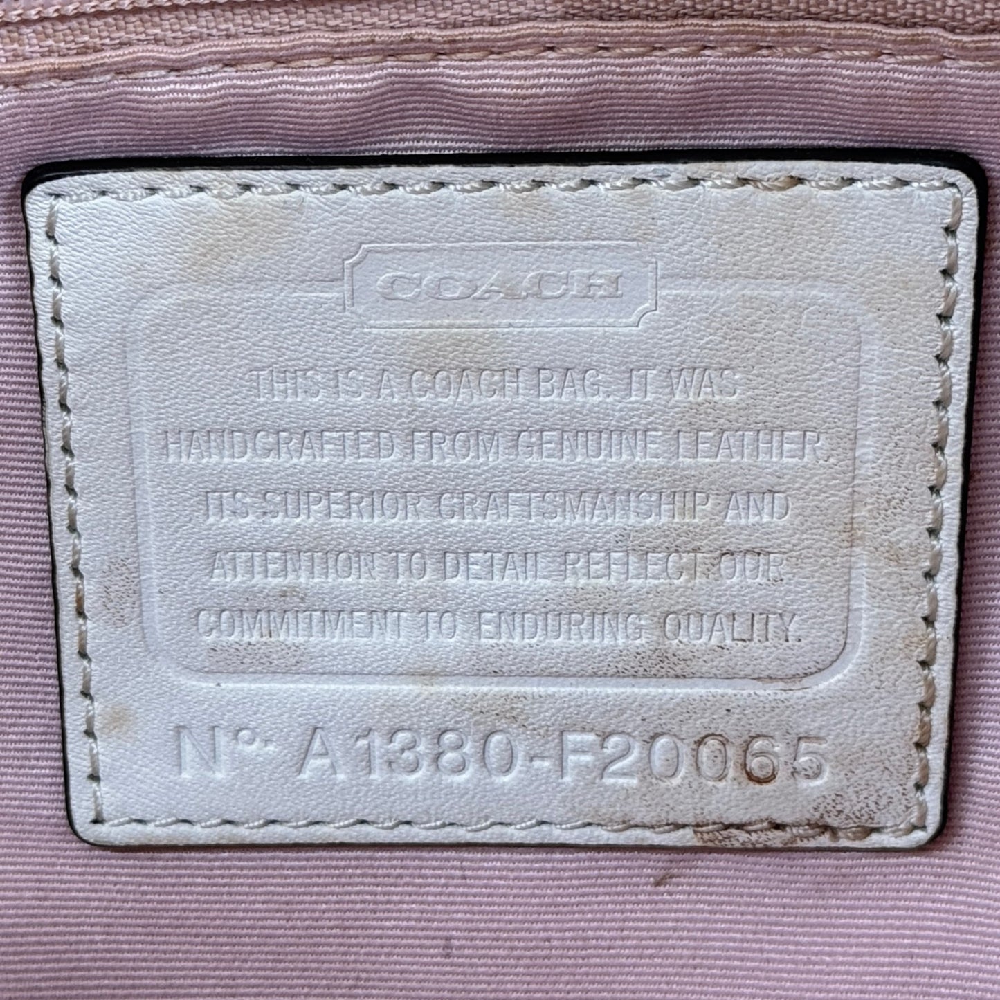 COACH ヴェルニ イエロー ショルダーバッグ