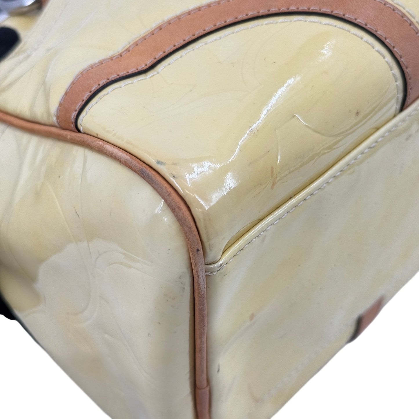 COACH ヴェルニ イエロー ショルダーバッグ