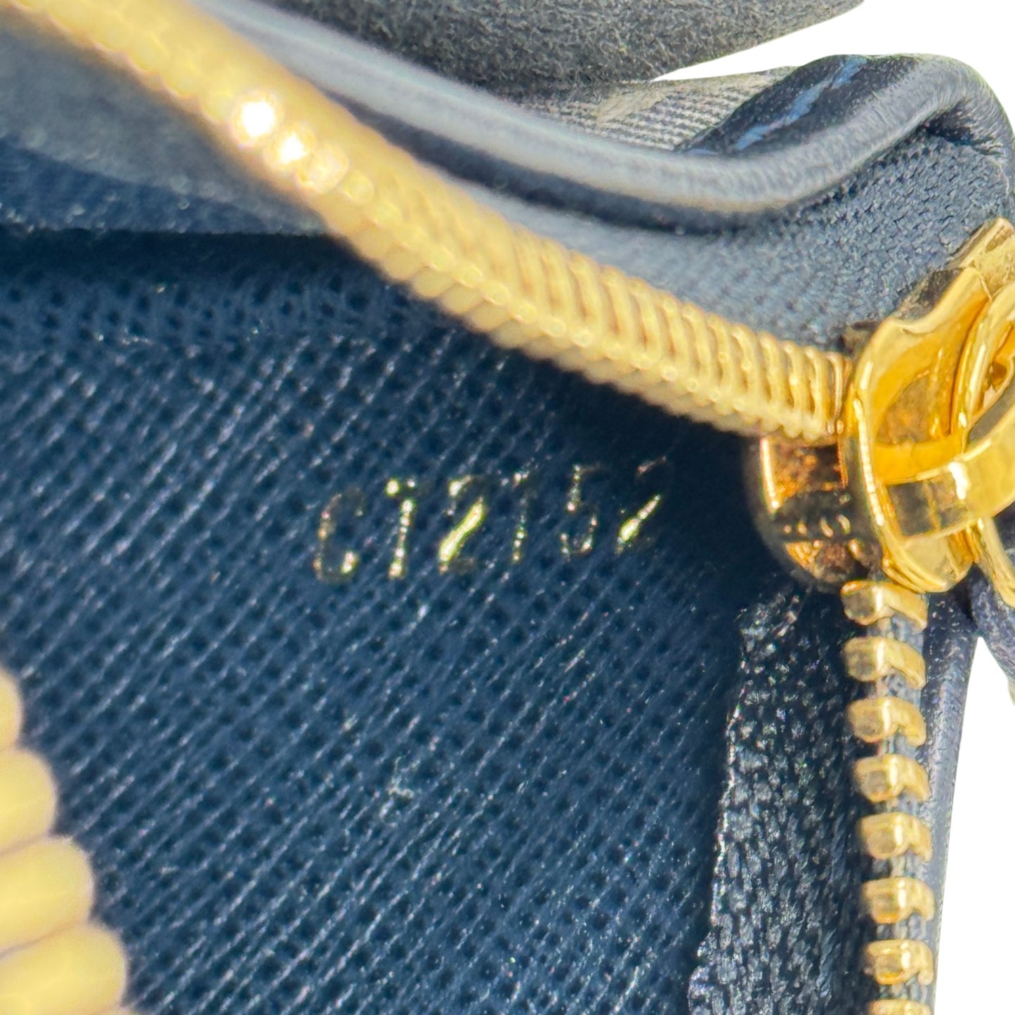 LOUIS VUITTON モノグラム イディール ポシェット クレ M62995 コインケース