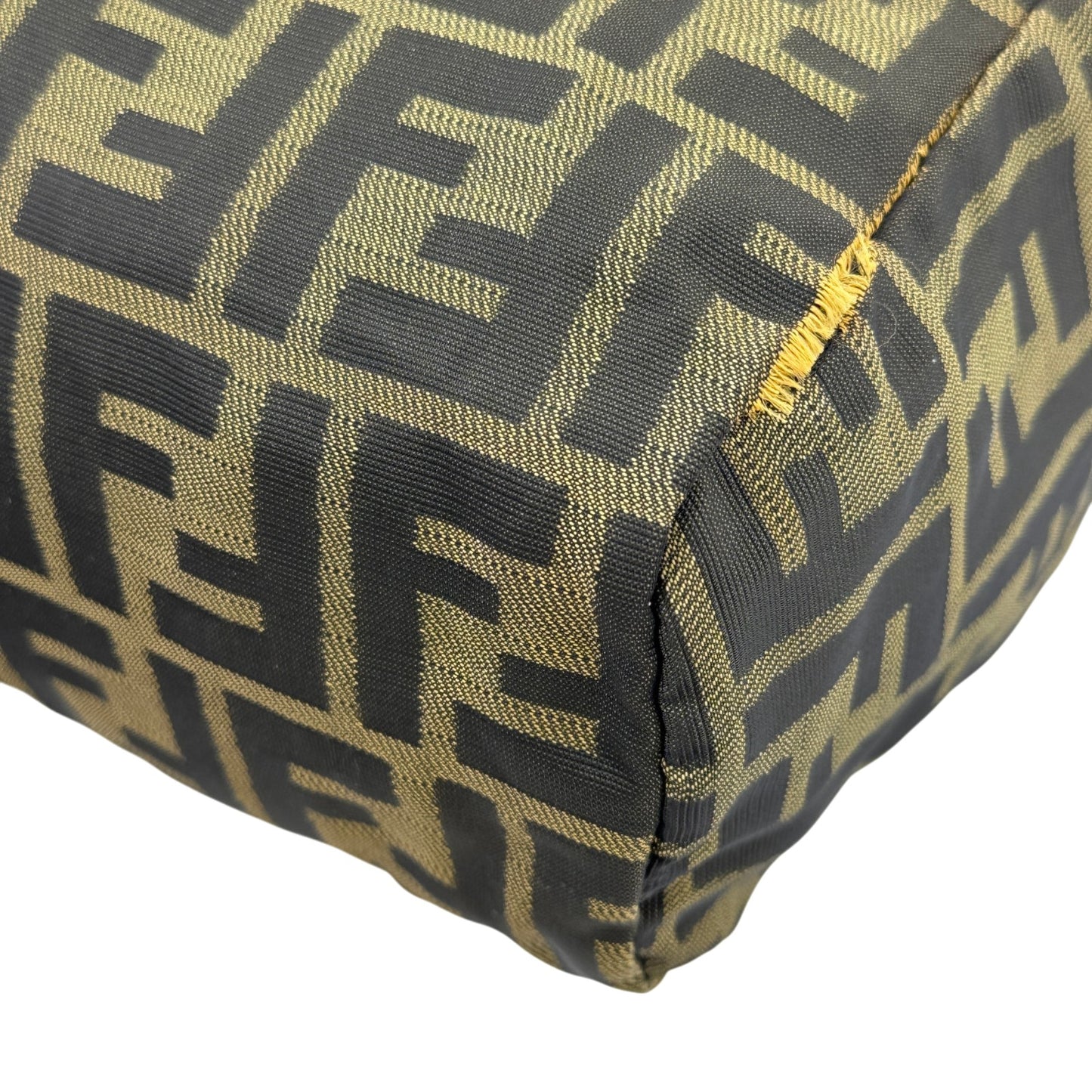 FENDI ズッカ ナイロン ハンドバッグ
