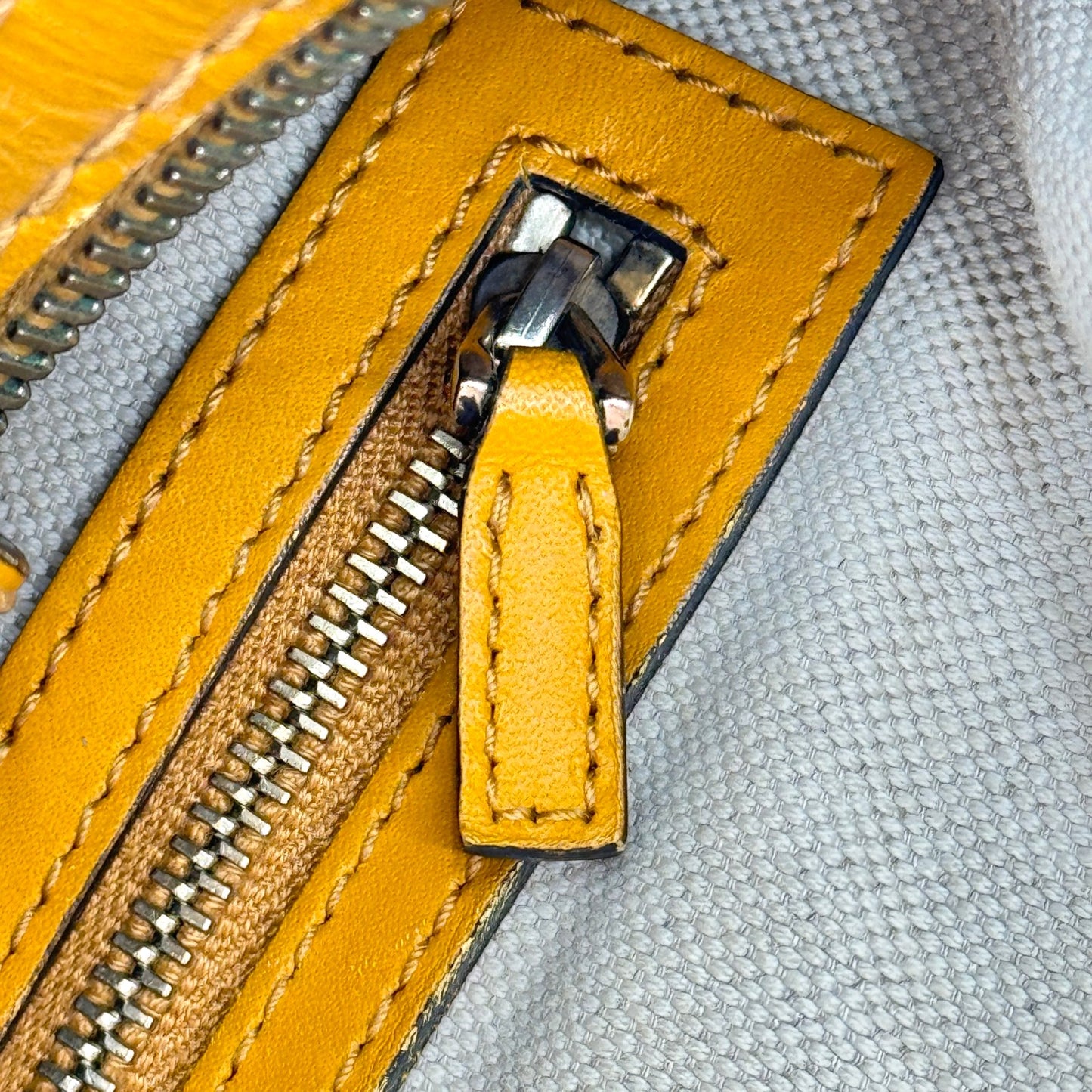 GUCCI GGキャンバス ベージュ ボストンバッグ イタリア製