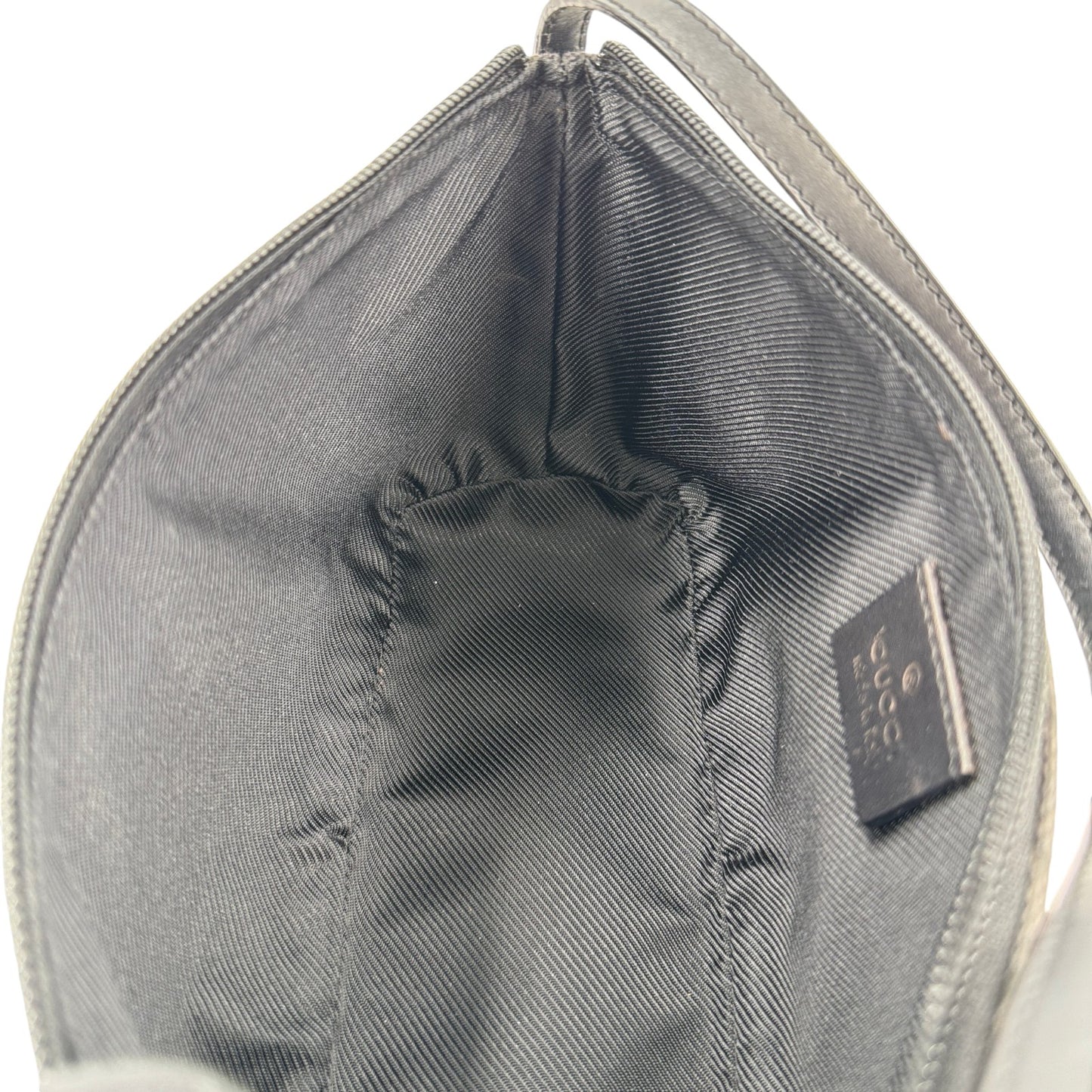 GUCCI ブラック GGキャンバス ハンドバッグ