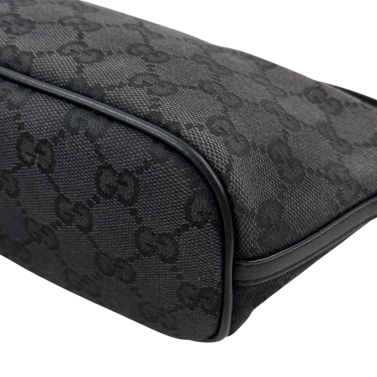 GUCCI ブラック GGキャンバス ハンドバッグ