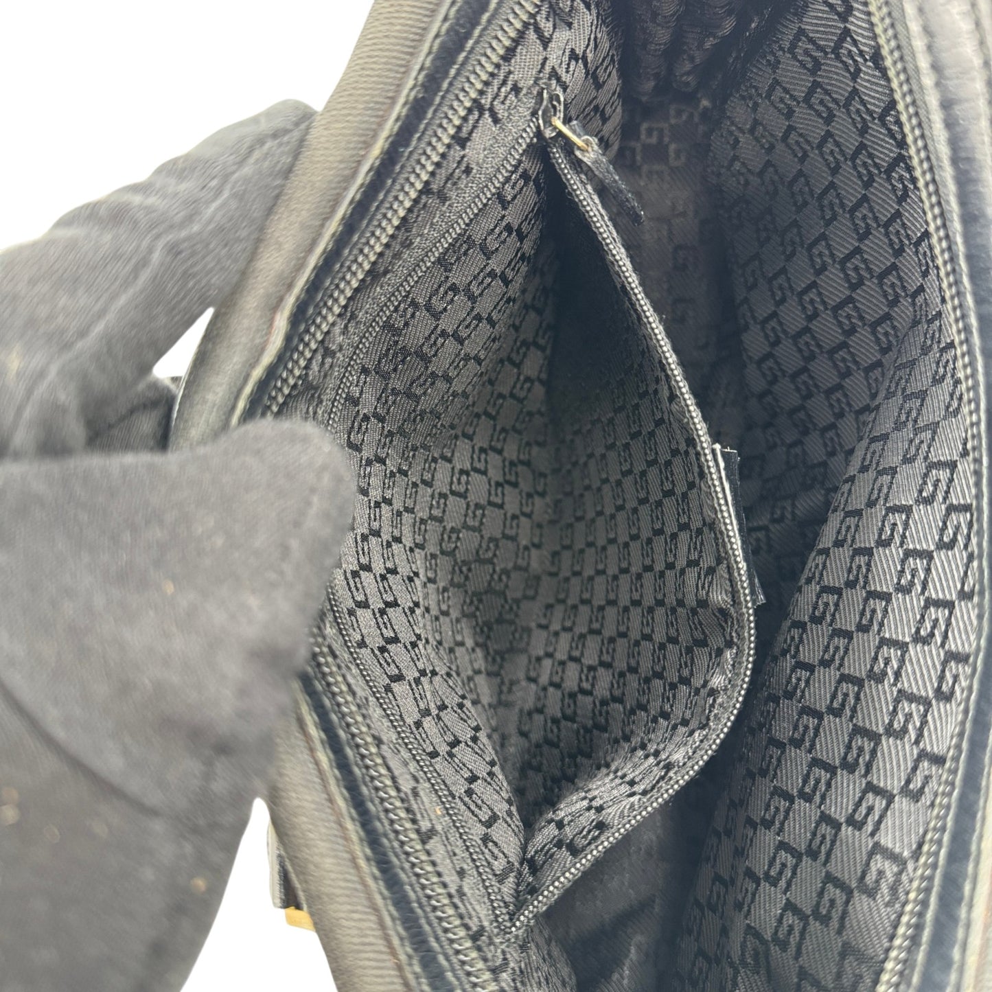 GUCCI GG ブラックキャンバス ハンドバッグ
