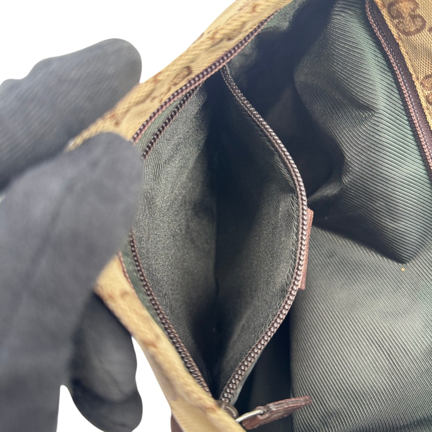 GUCCI GGキャンバス ベージュ ショルダーバッグ