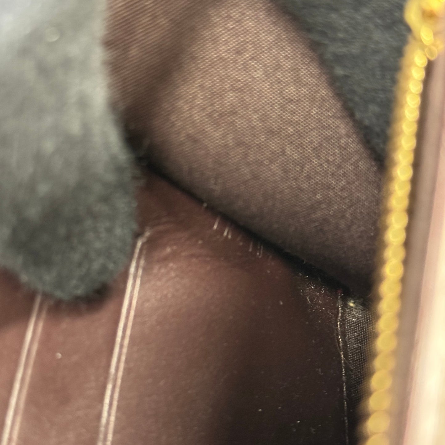 LOUIS VUITTON ポルトフォイユ・ロスモア モノグラム・ヴェルニ ボルドー 長財布 M91591