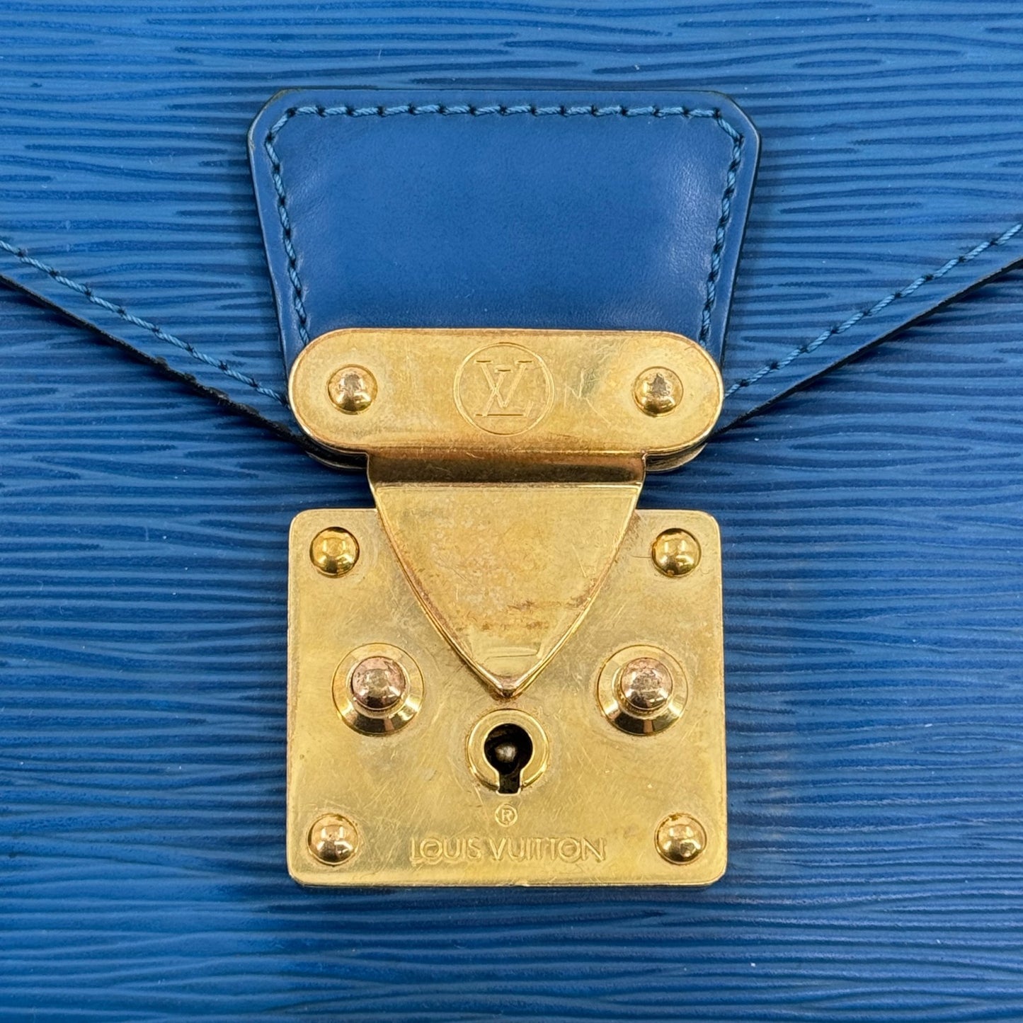 LOUIS VUITTON エピ ブルー セリエ ドラゴンヌ M52615  クラッチバッグ