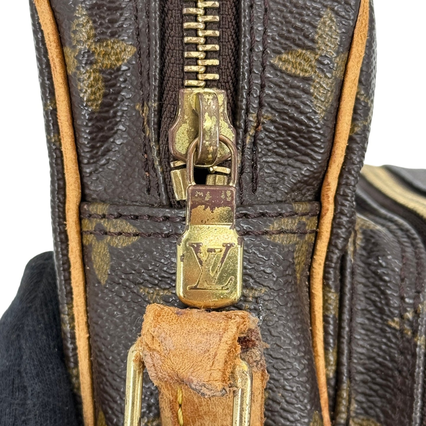 LOUIS VUITTON モノグラム アマゾン M45236  クロスボディ ショルダーバッグ