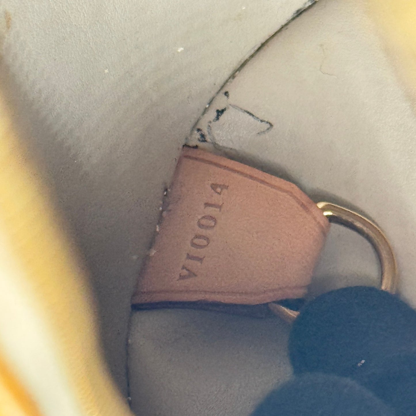 LOUIS VUITTON モノグラム・ヴェルニ イエロー ベッドフォード M91006 ハンドバッグ
