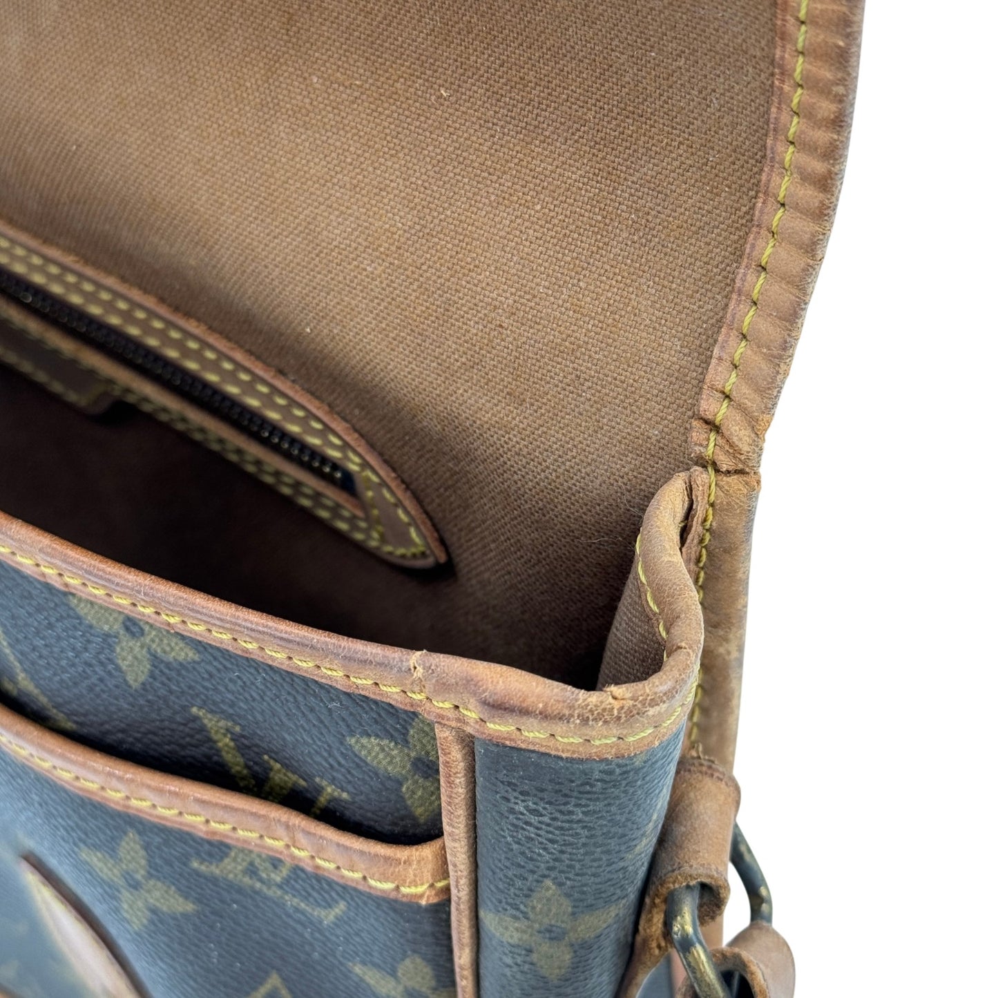 LOUIS VUITTON ジベシエールMM モノグラム フラップ ショルダー M42247 キャンバス