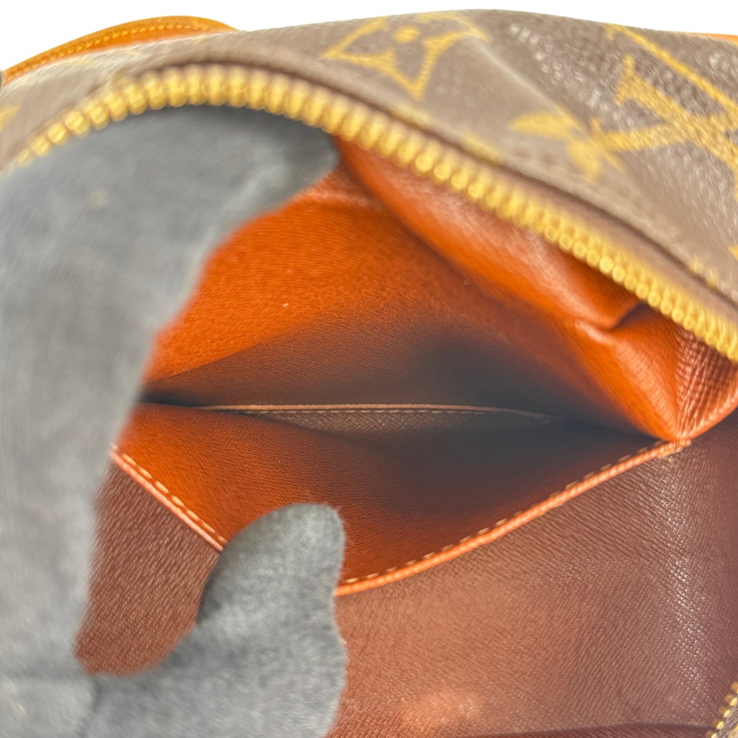 LOUIS VUITTON モノグラム シテ MM M51182 ハンドバッグ