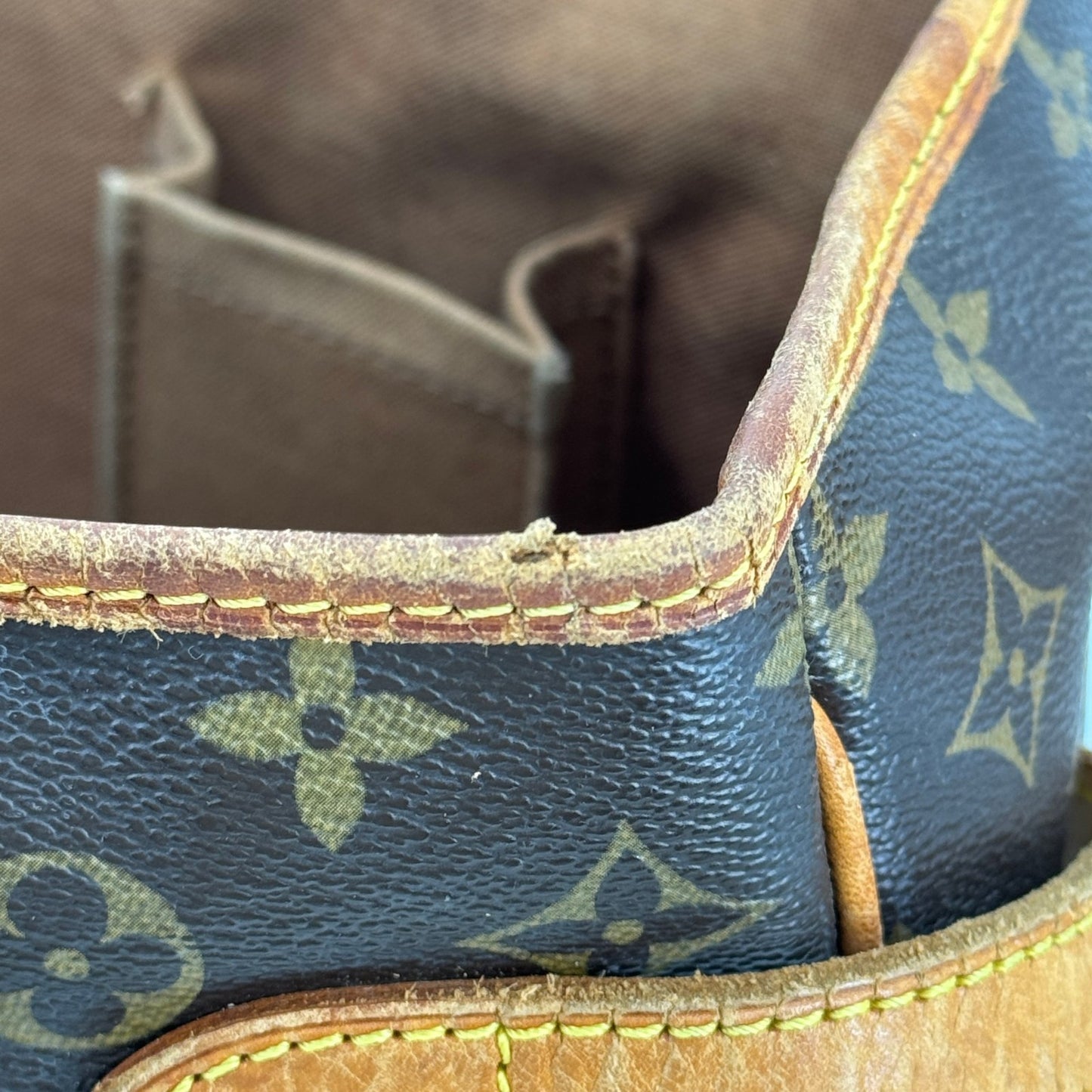 LOUIS VUITTON バティニョール オリゾンタル モノグラム キャンバス ブラウン トート M51154