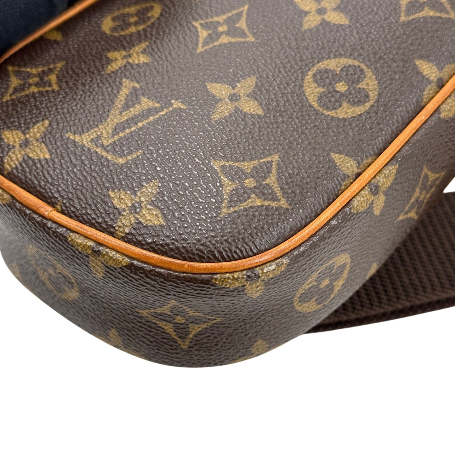 LOUIS VUITTON モノグラム ポシェットガンジュ M51870 ショルダーバッグ