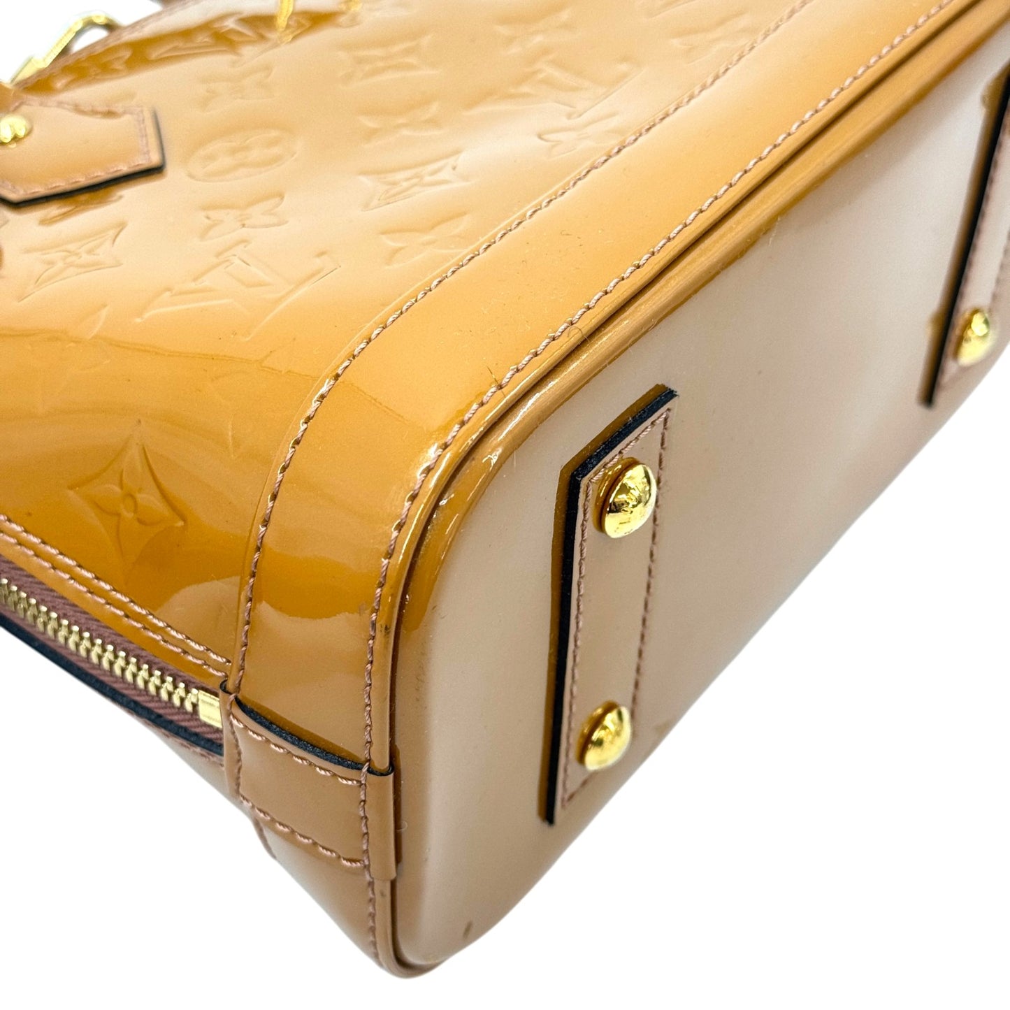 LOUIS VUITTON アルマBB モノグラム・ヴェルニ パテントレザー ベージュ 2WAYハンドバッグ M91585