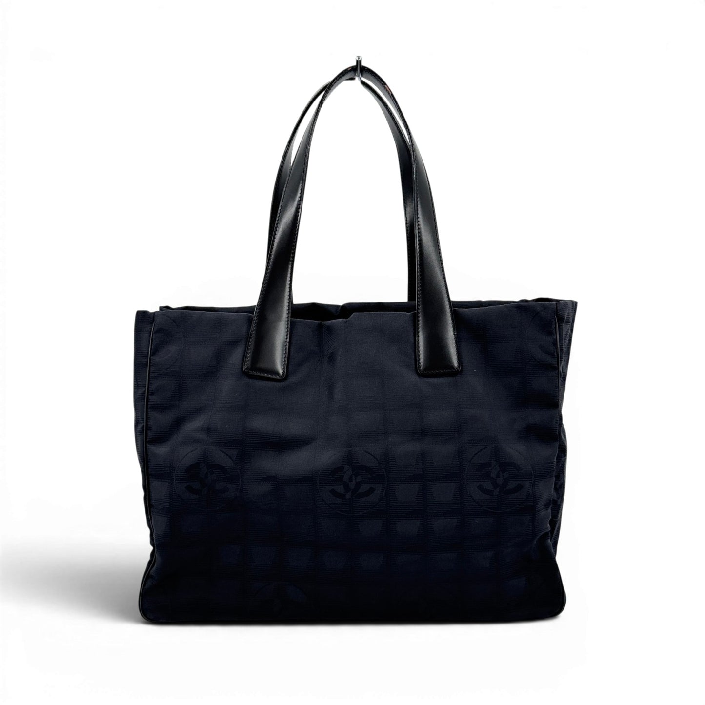 CHANEL ニュー トラベル ライン ナイロン ジャカード トート
