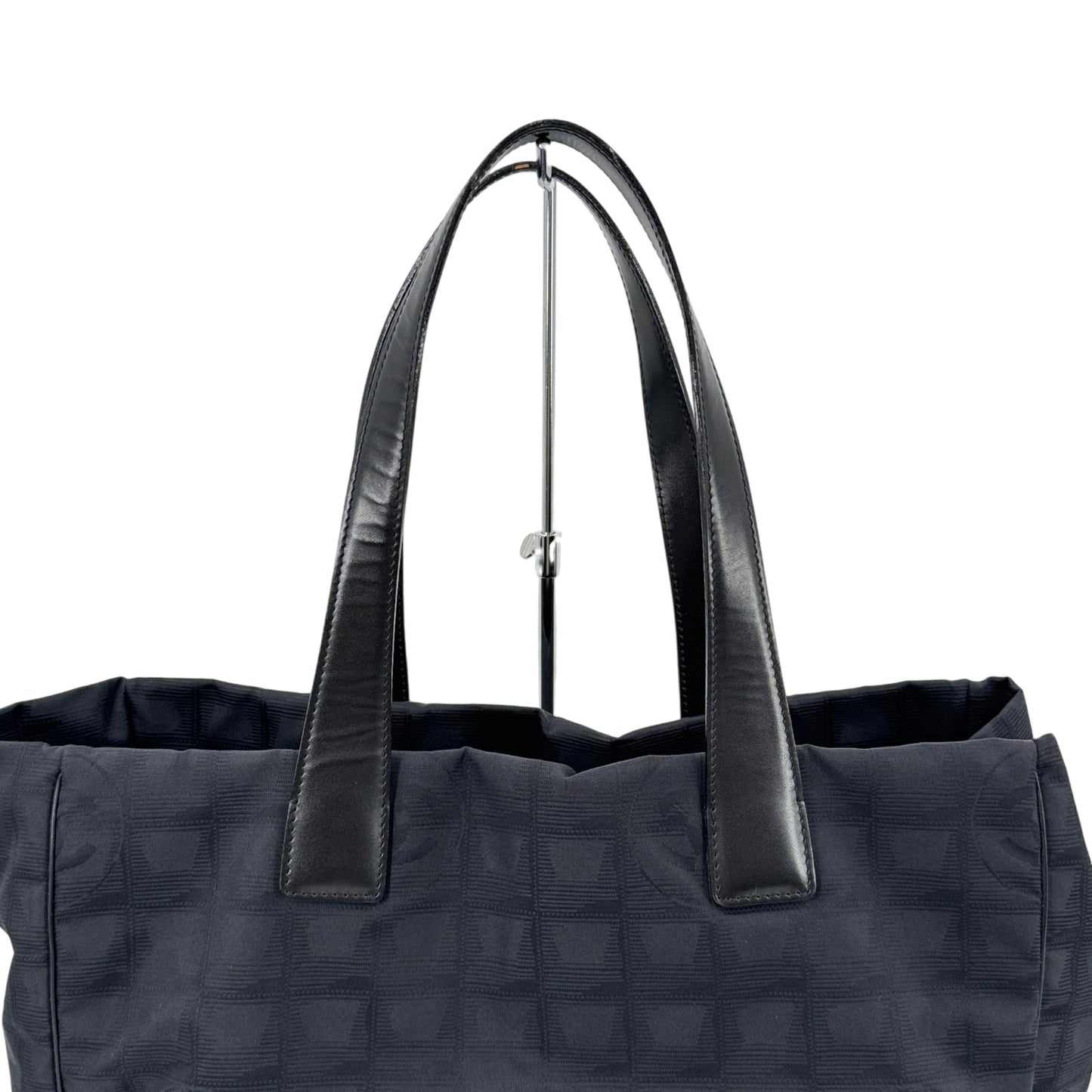 CHANEL ニュー トラベル ライン ナイロン ジャカード トート
