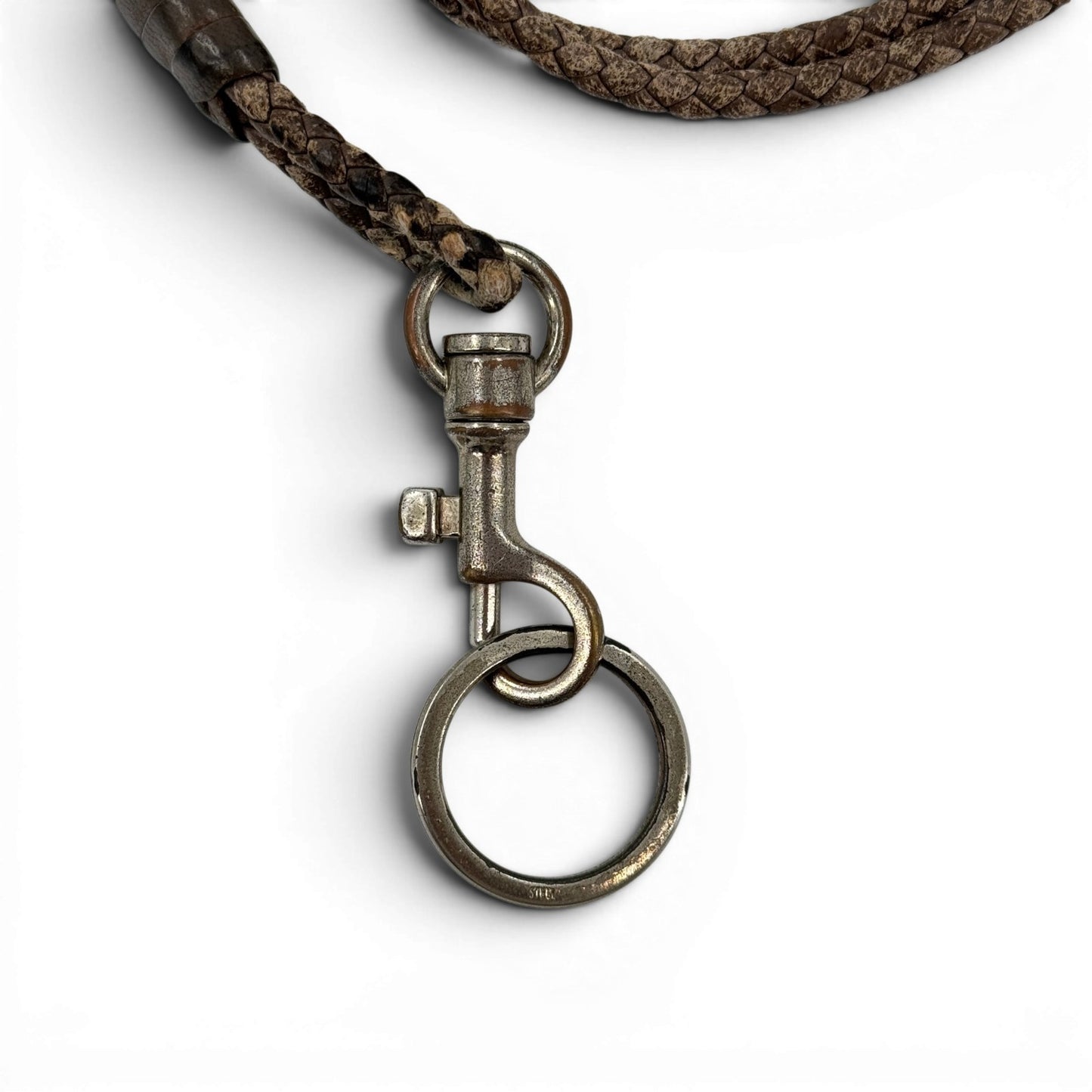 BOTTEGA VENETA イントレチャート レザー ネックストラップ