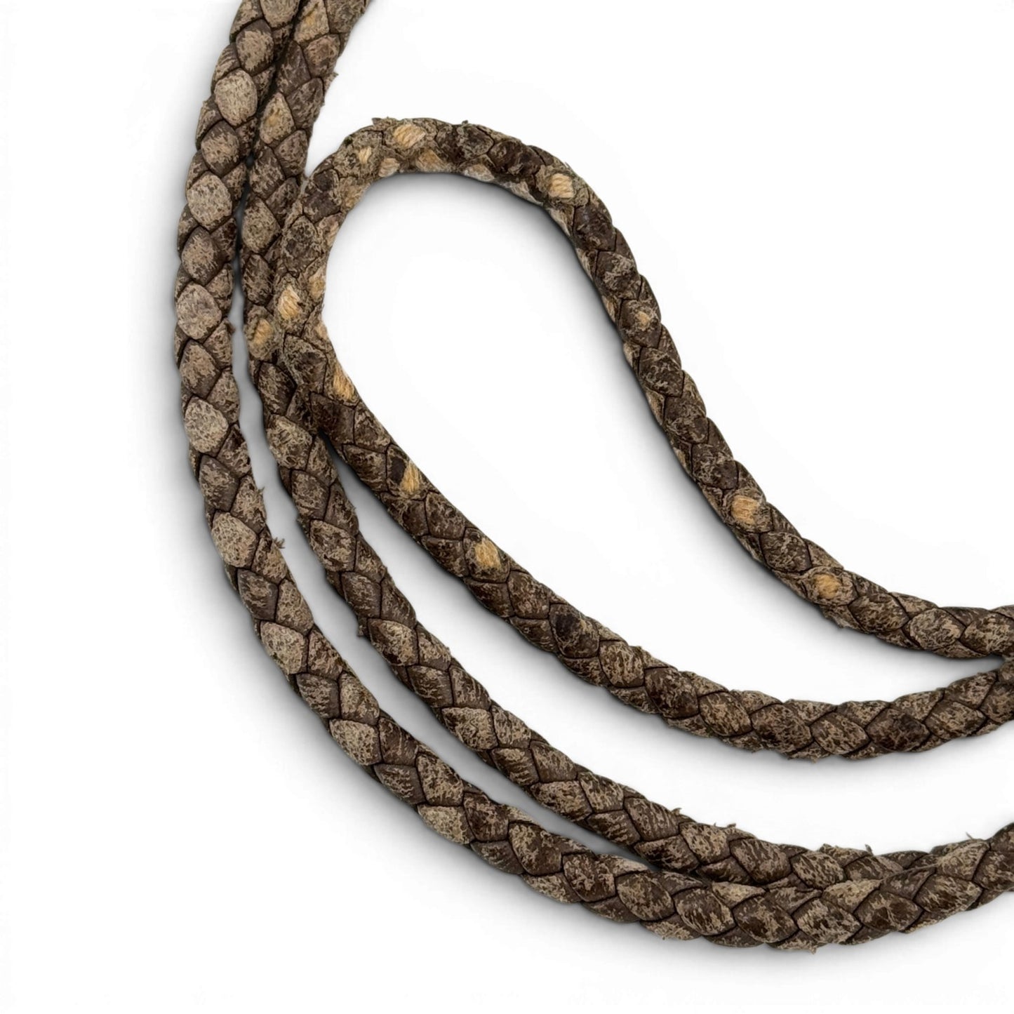 BOTTEGA VENETA イントレチャート レザー ネックストラップ