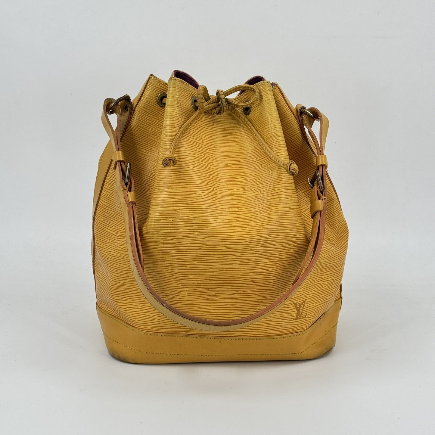 LOUIS VUITTON エピ プチノエ イエロー レザー 巾着 ショルダーバッグ M44109