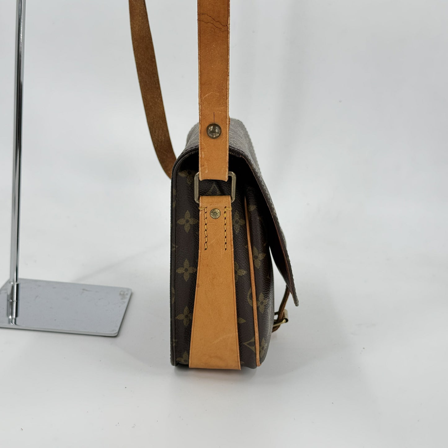 LOUIS VUITTON モノグラム カルトシエール MM ショルダーバッグ M51253