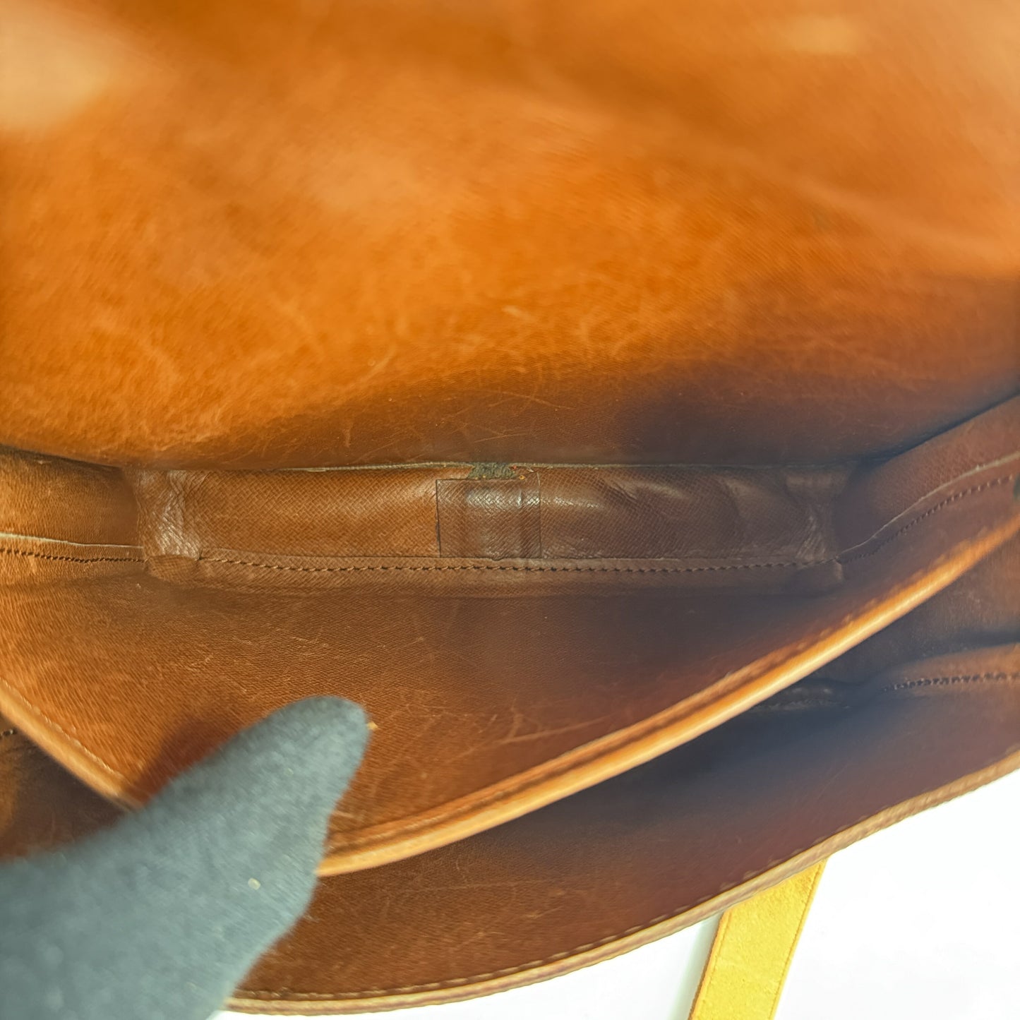 LOUIS VUITTON モノグラム カルトシエールMM ショルダーバッグ M51253