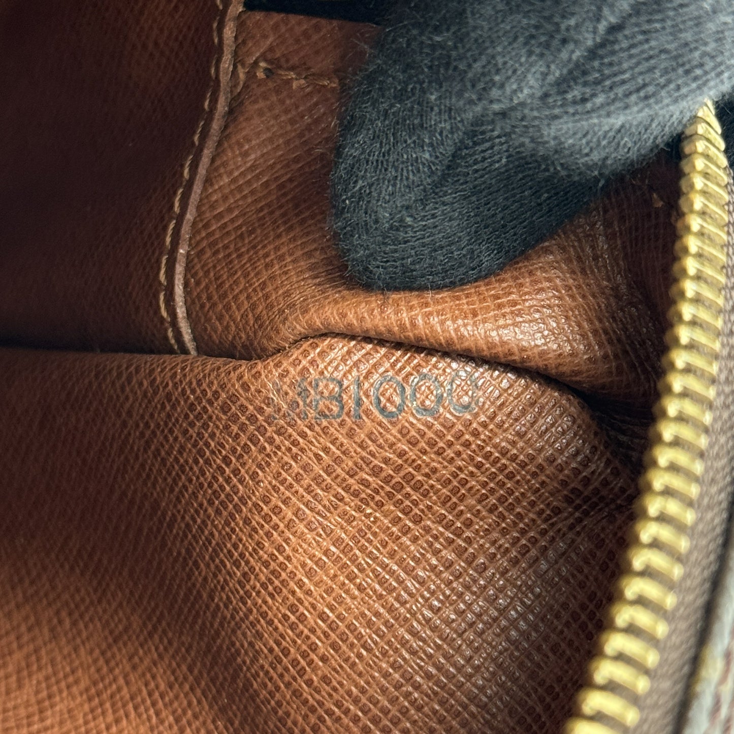 LOUIS VUITTON モノグラム トロカデロ 30 ショルダーバッグ M51272
