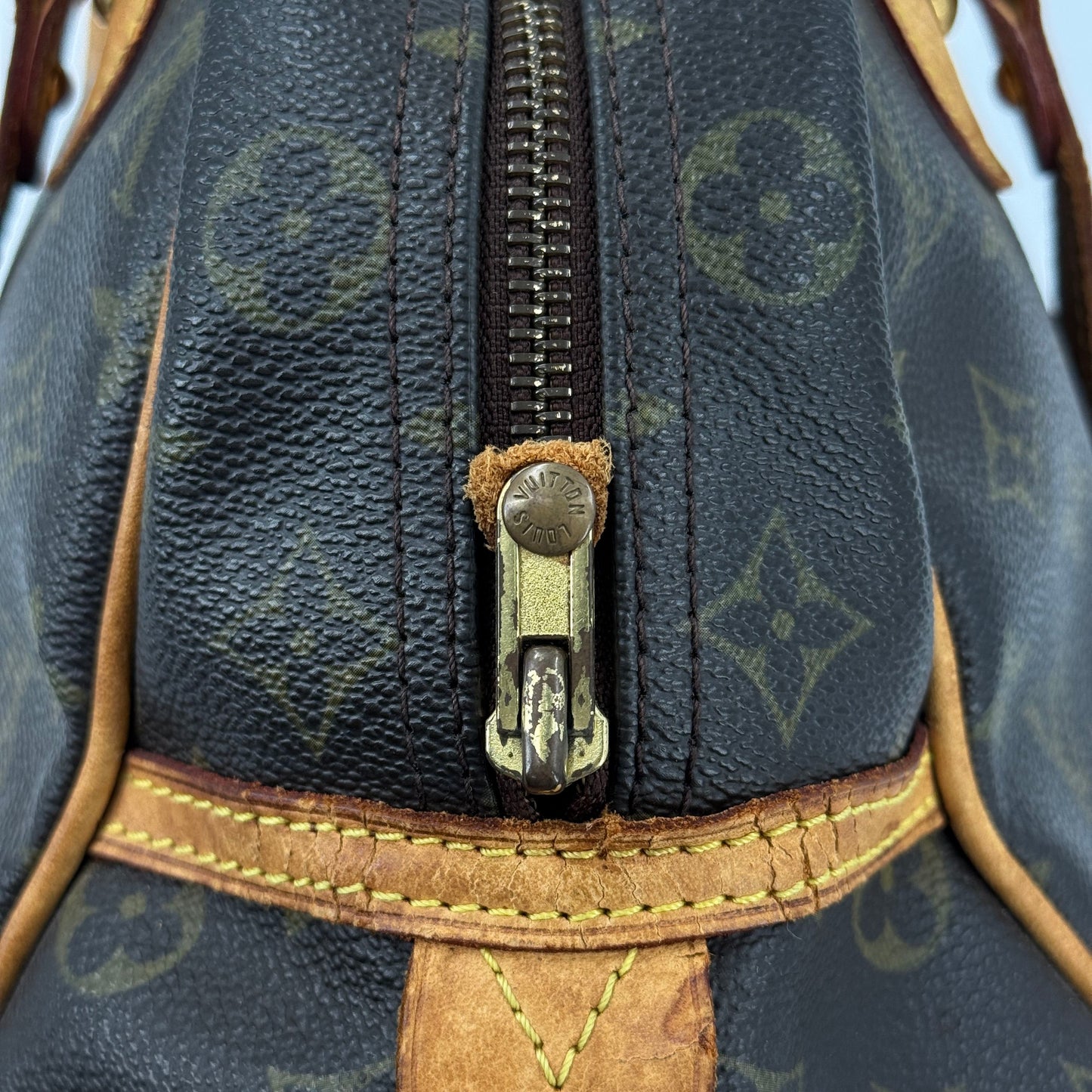 LOUIS VUITTON モントルグイユPM モノグラムキャンバス ショルダーバッグ M95565